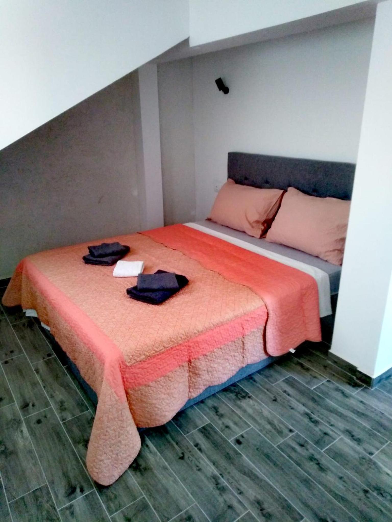 Apartment - Photo 1