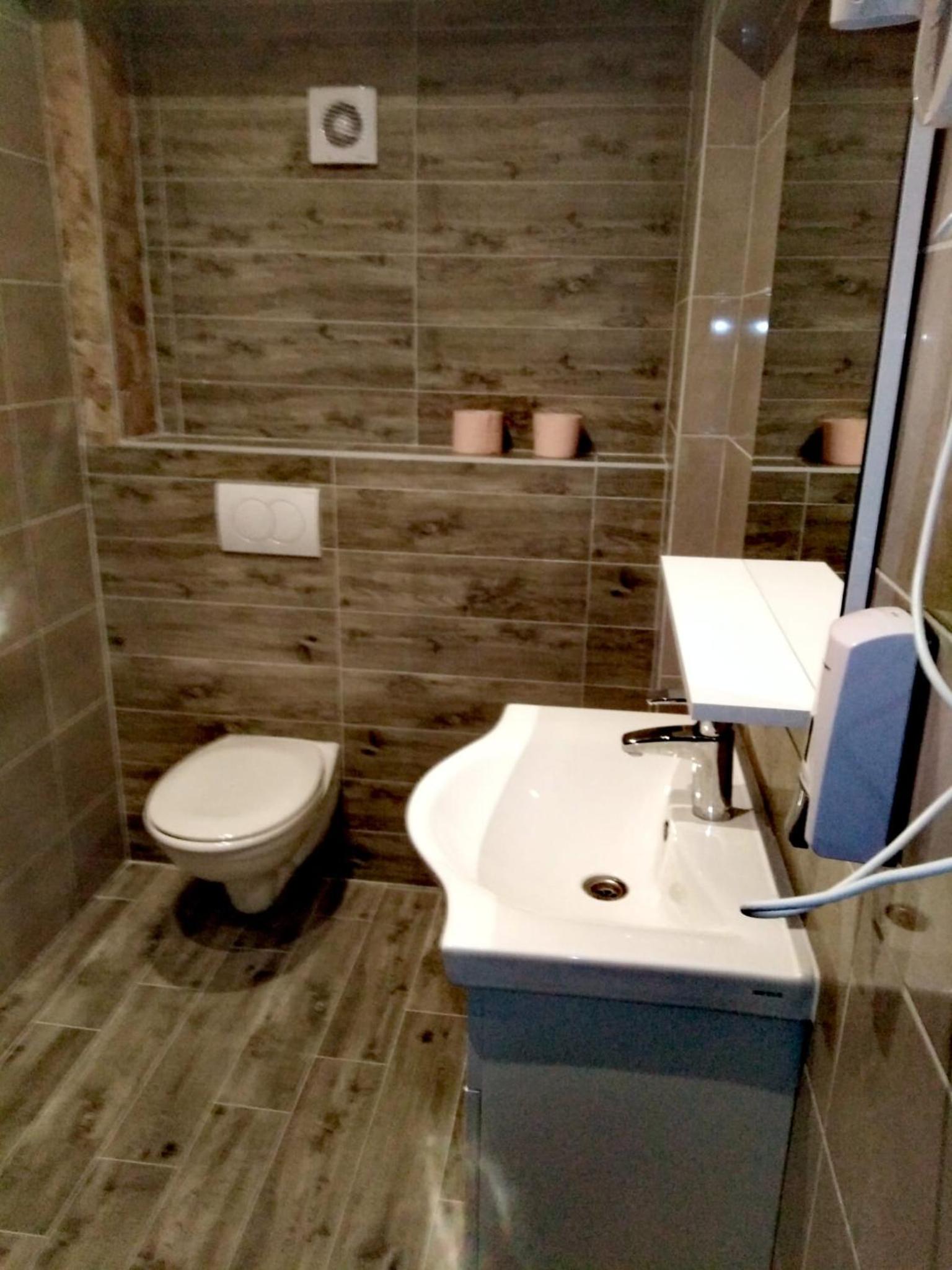 Apartment - Photo 2