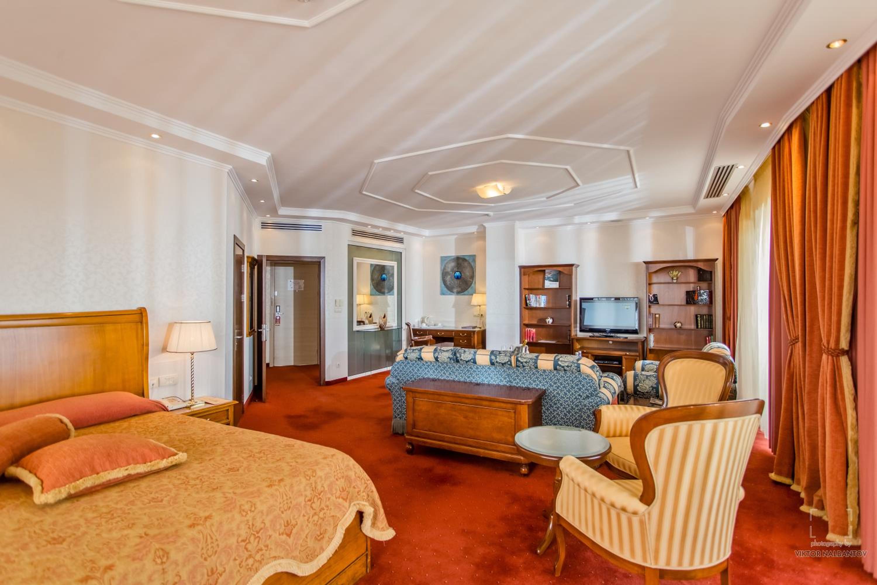 Premium Suite with Balcony and Sea View photo 1