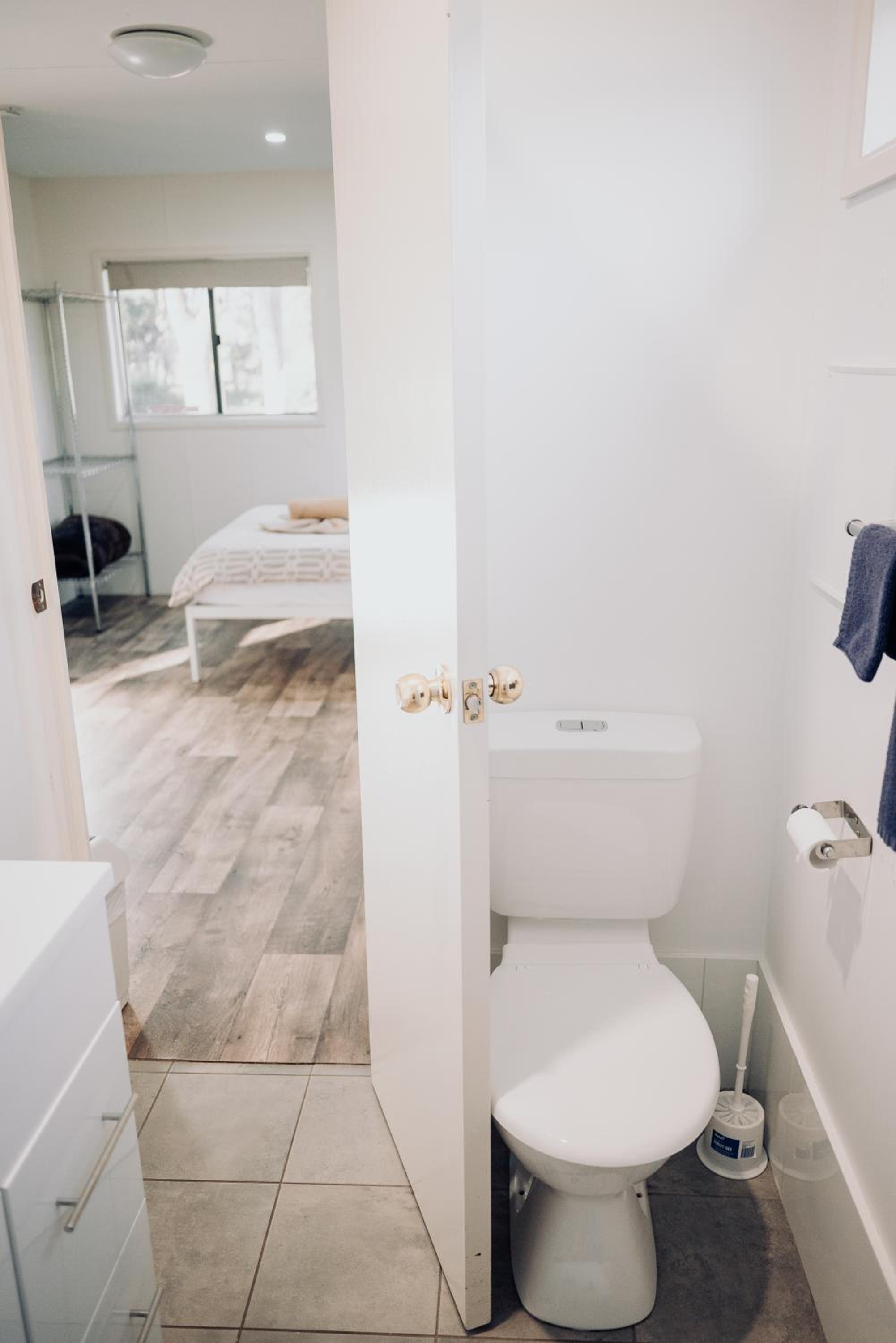Studio Apartment photo 2
