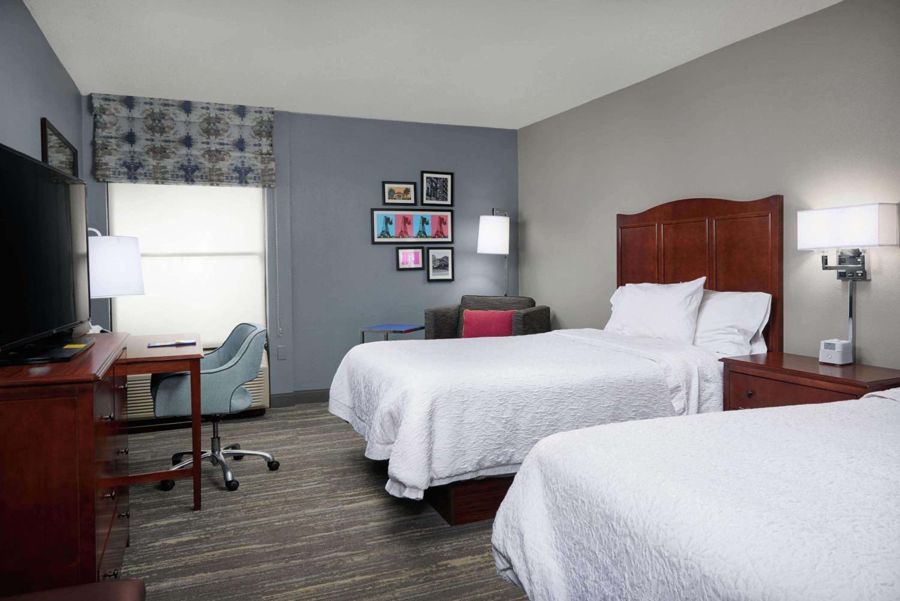 Double Room with Two Double Beds - Non-Smoking - Photo 1