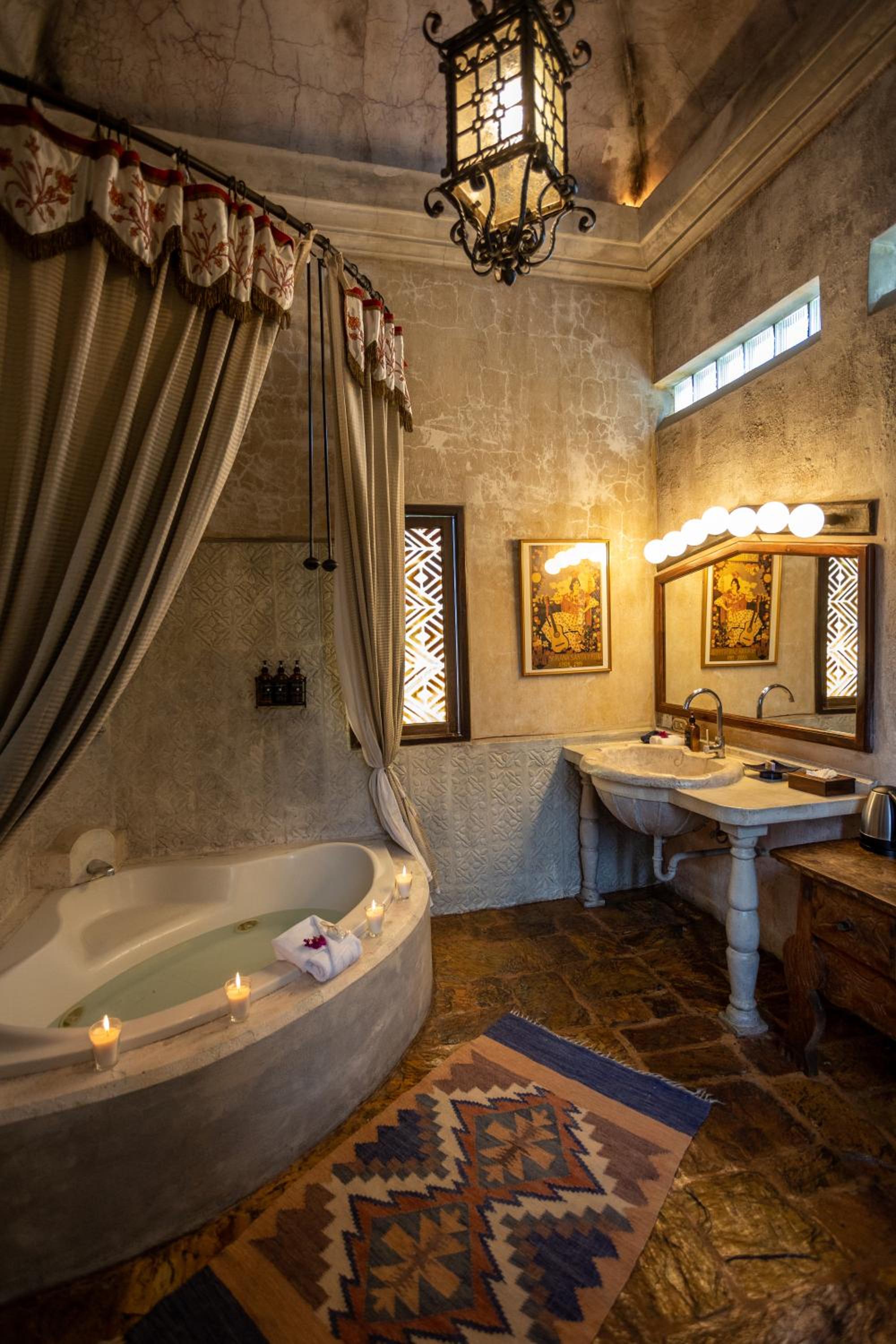 Master Suite 7