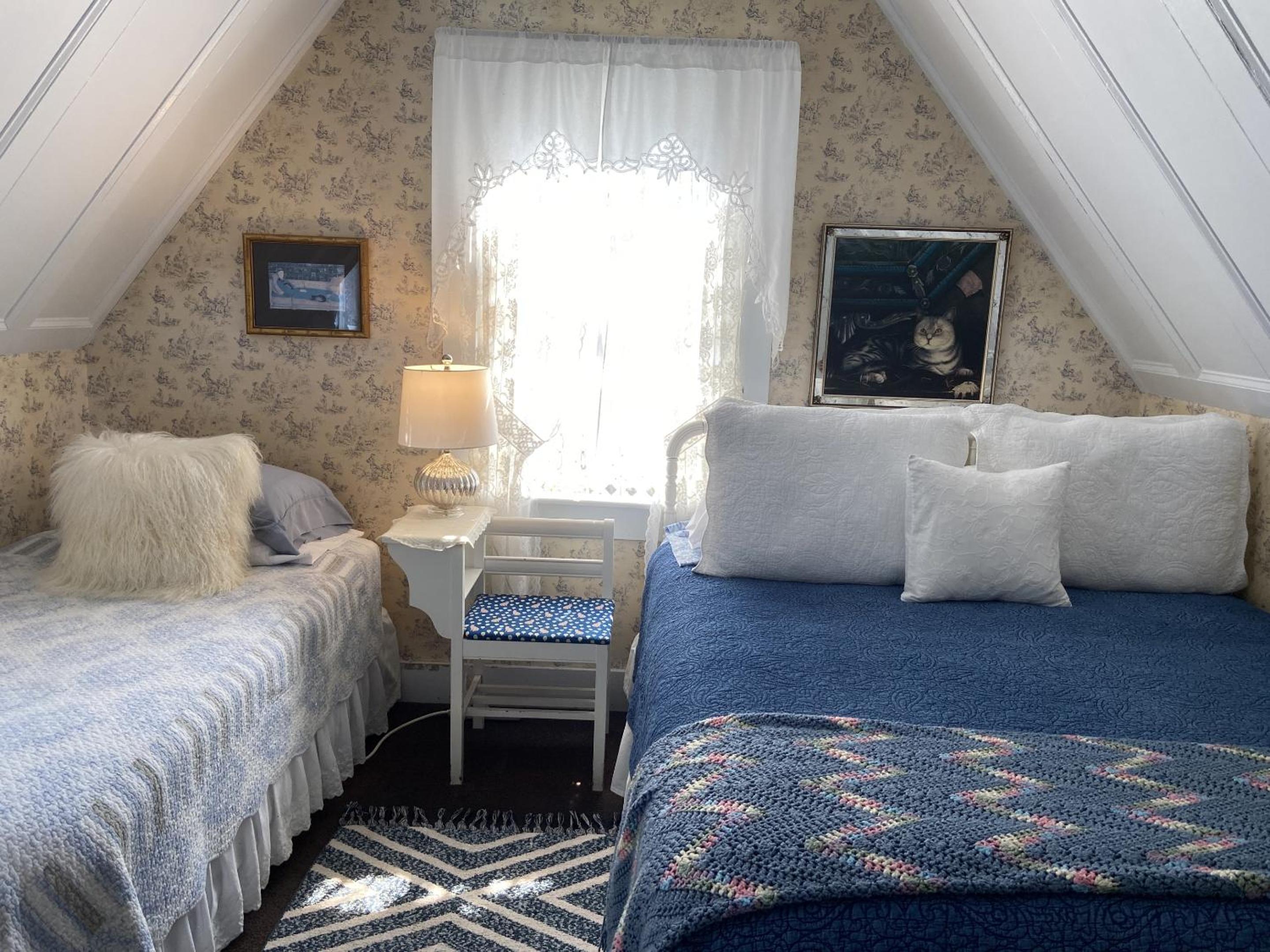 Deluxe Double Room with Balcony photo 1