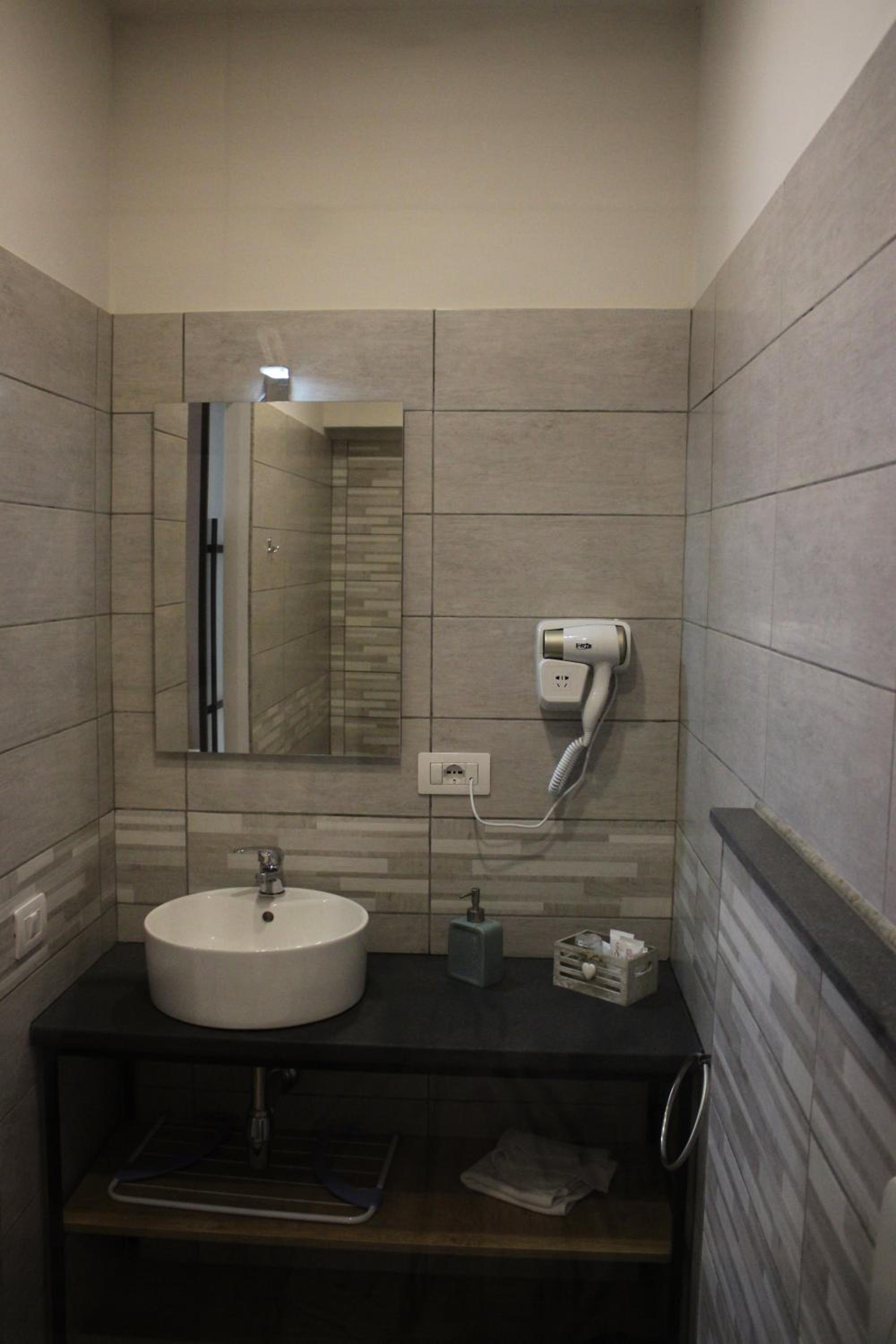 Double Room with Private Bathroom photo 2