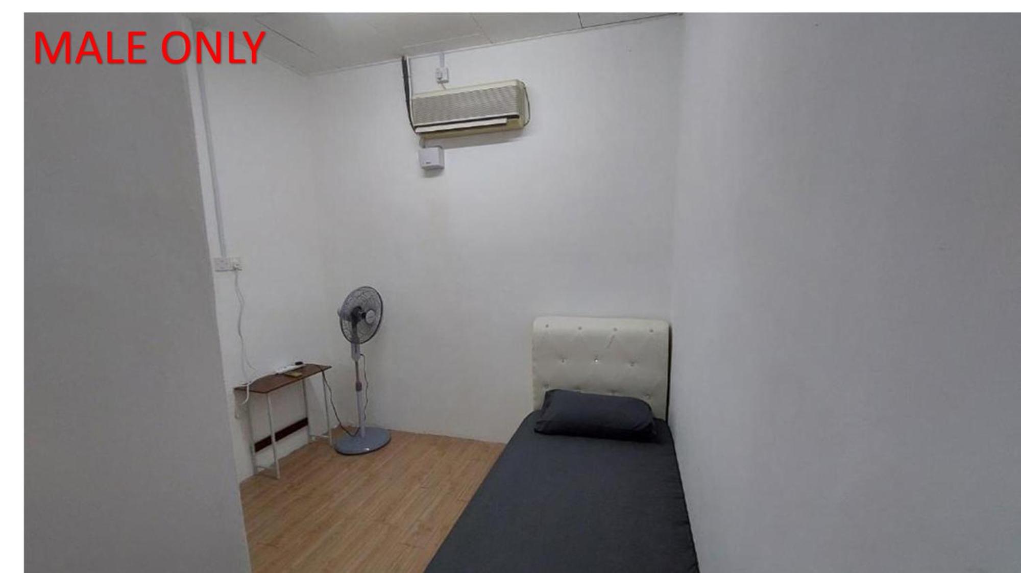 Single Room photo 2