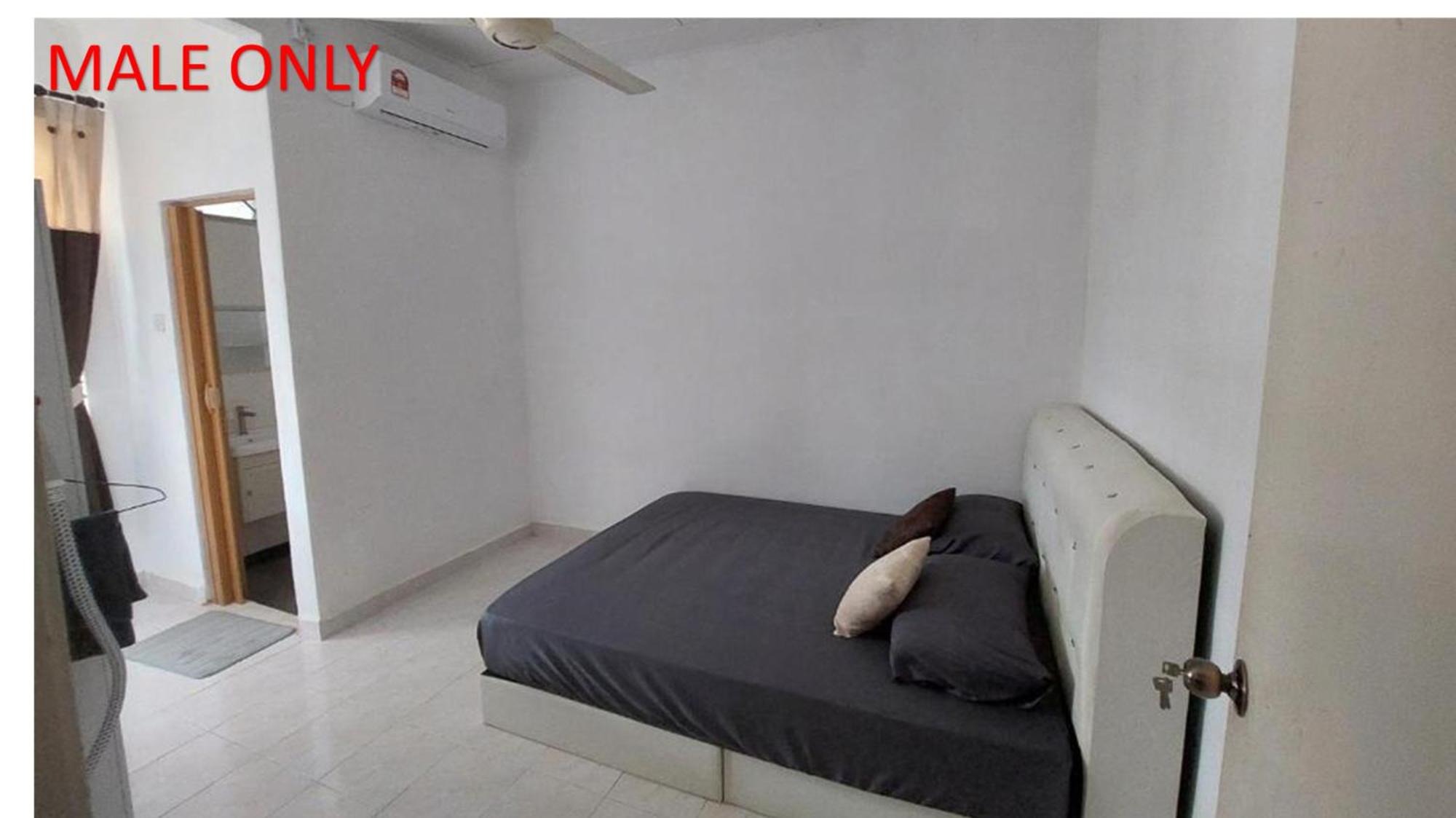 Double Room with Private Bathroom photo 3