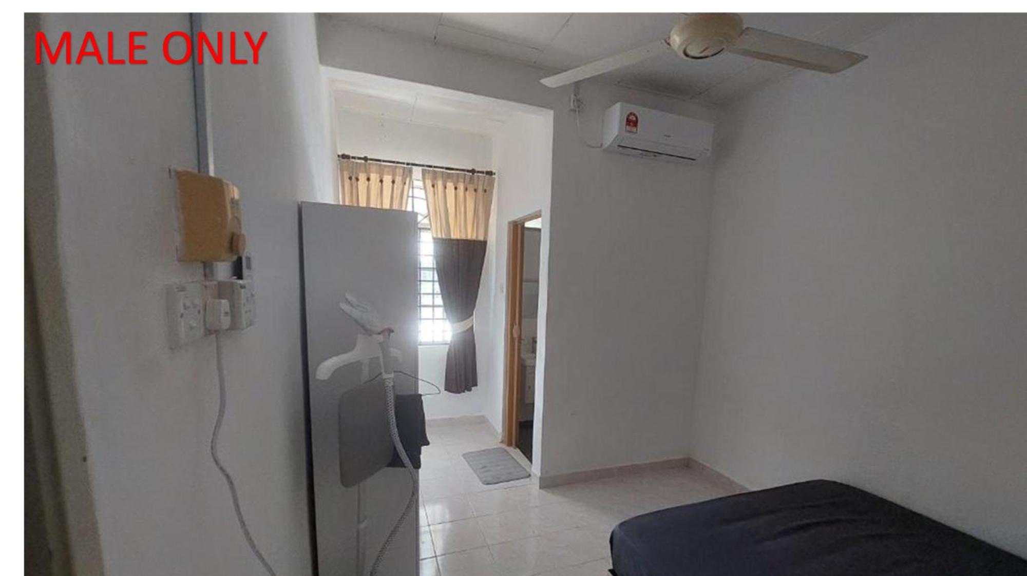 Double Room with Private Bathroom photo 1
