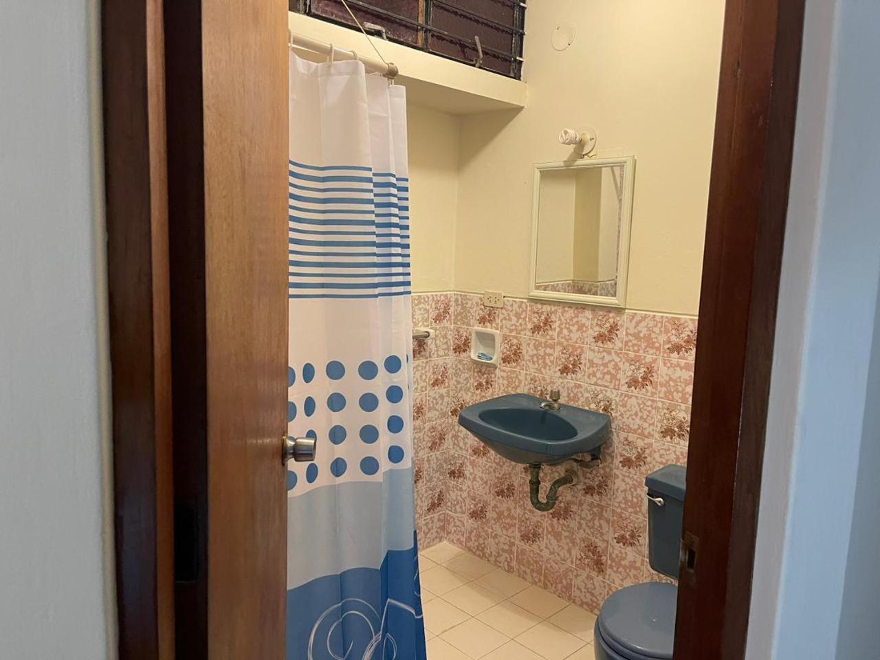 Double Room with Private Bathroom photo 2