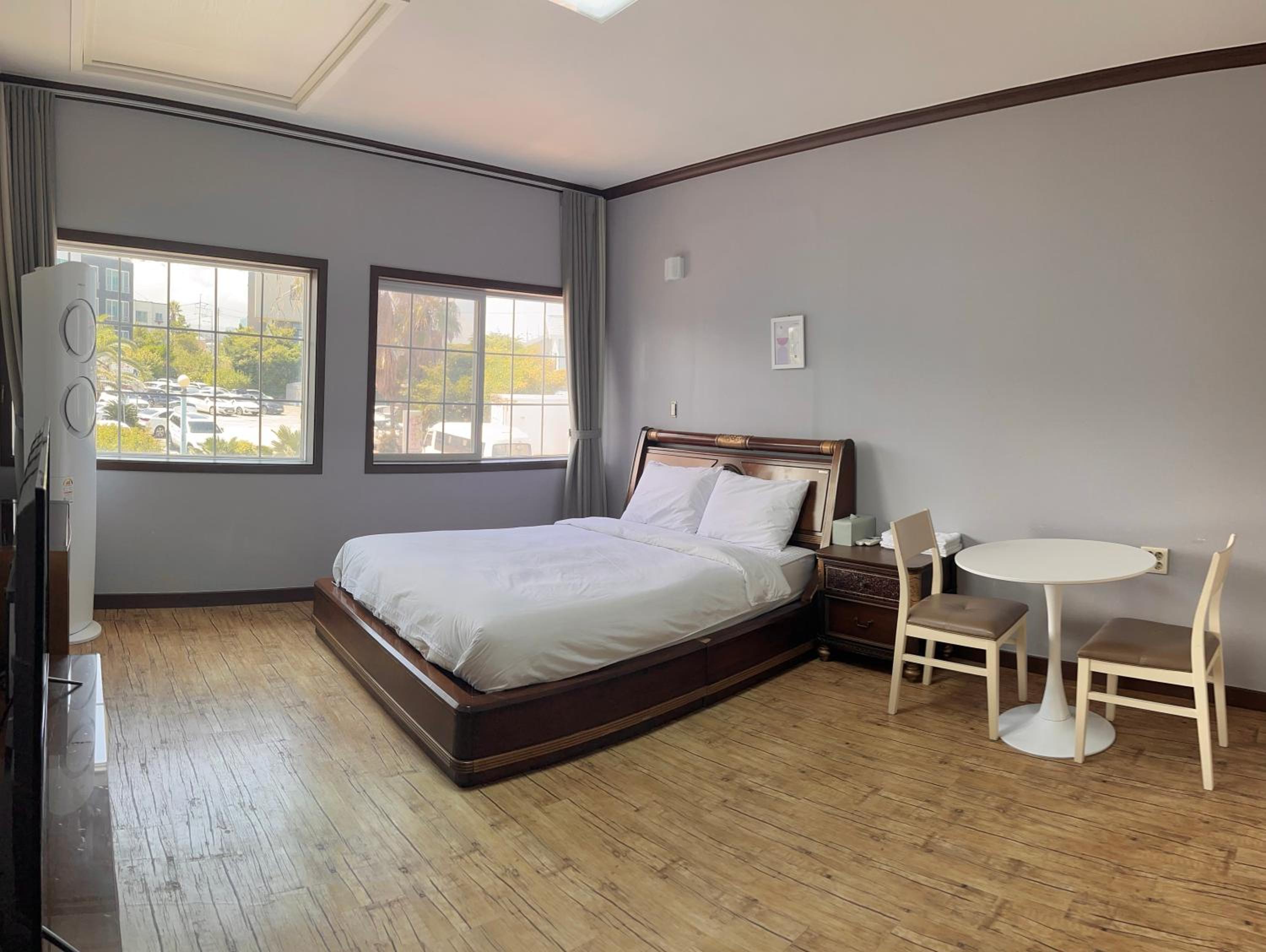 Economy Double Room