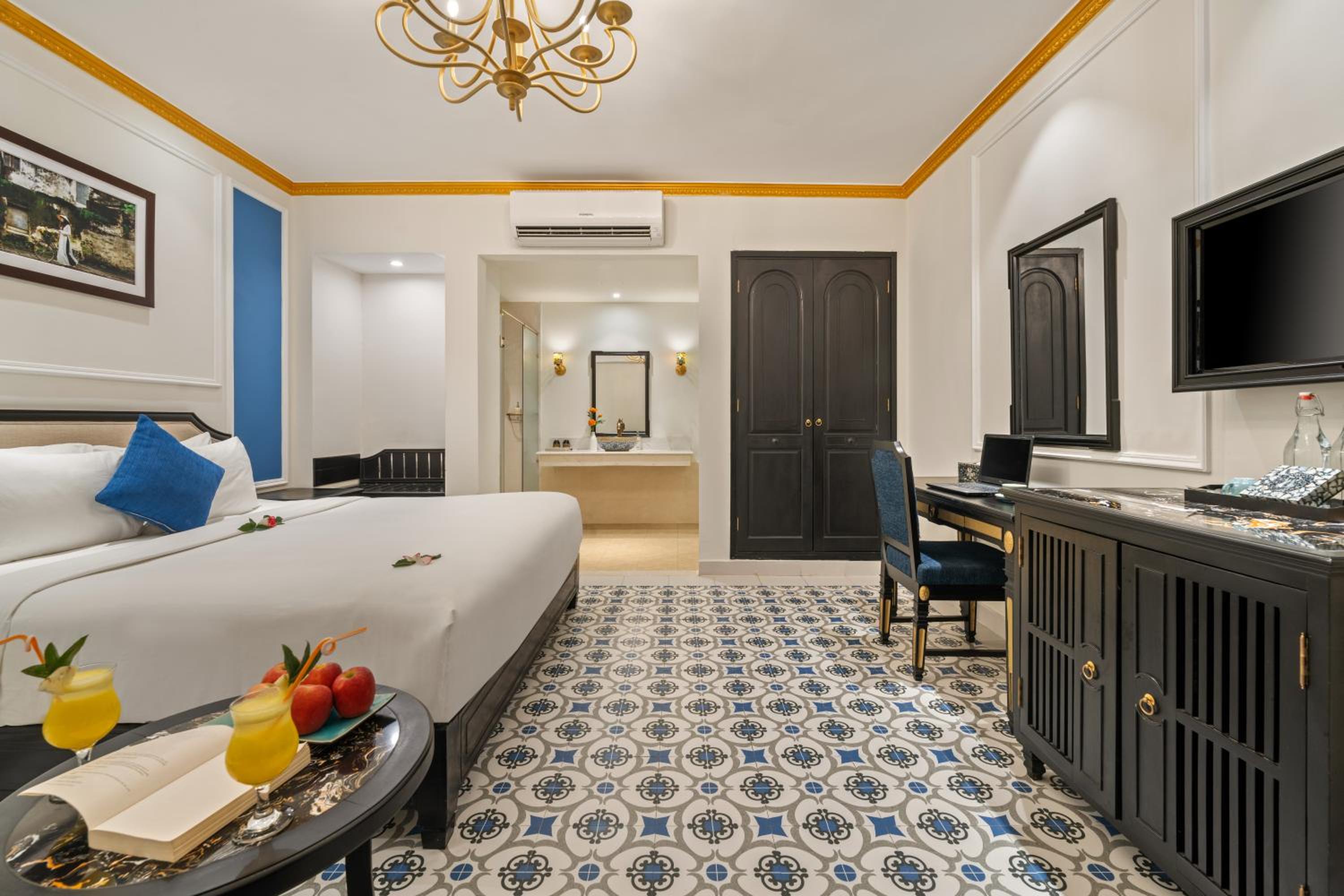 Economy Double Room - Photo 6