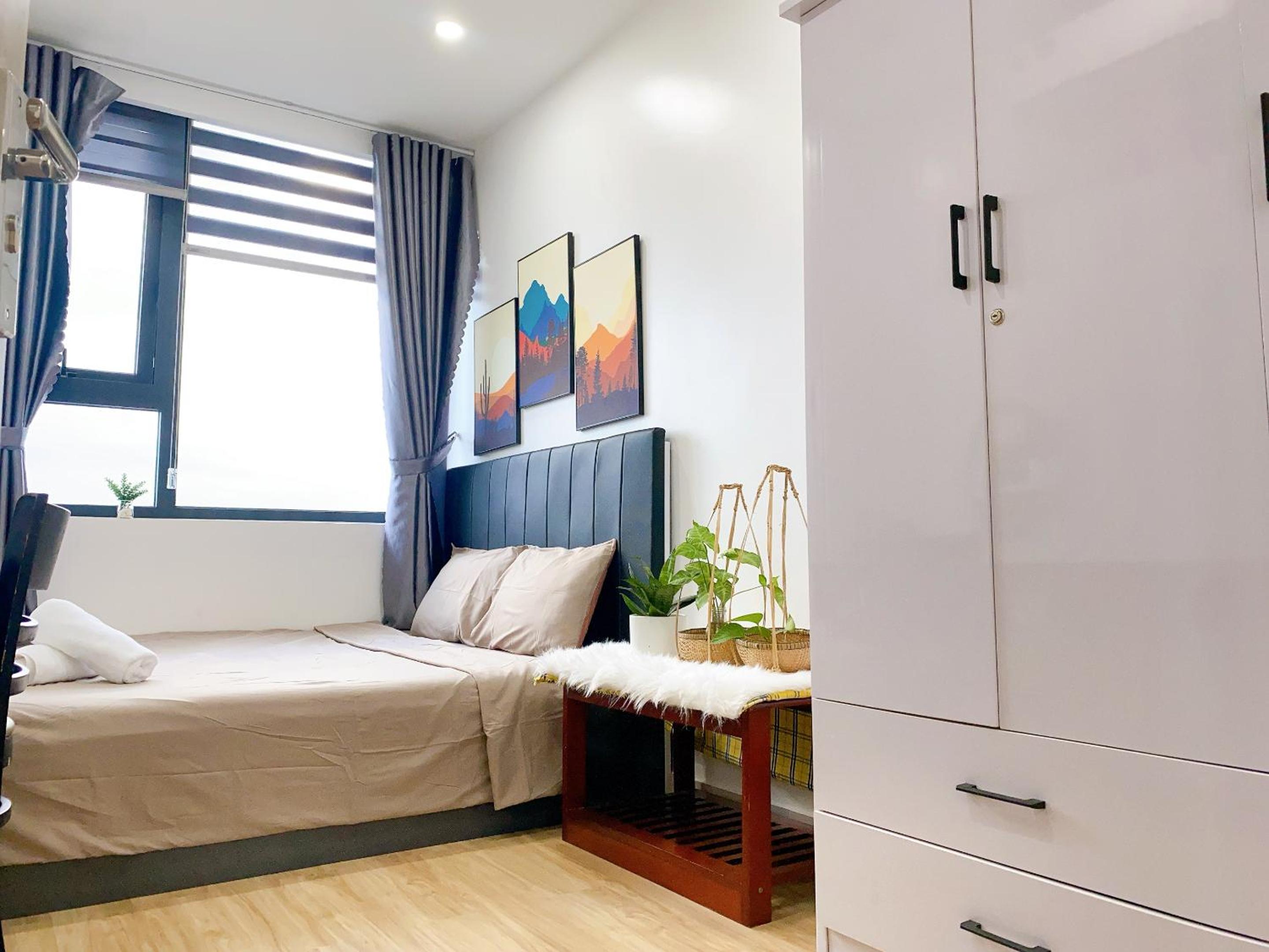 Two-Bedroom Apartment - Photo 36