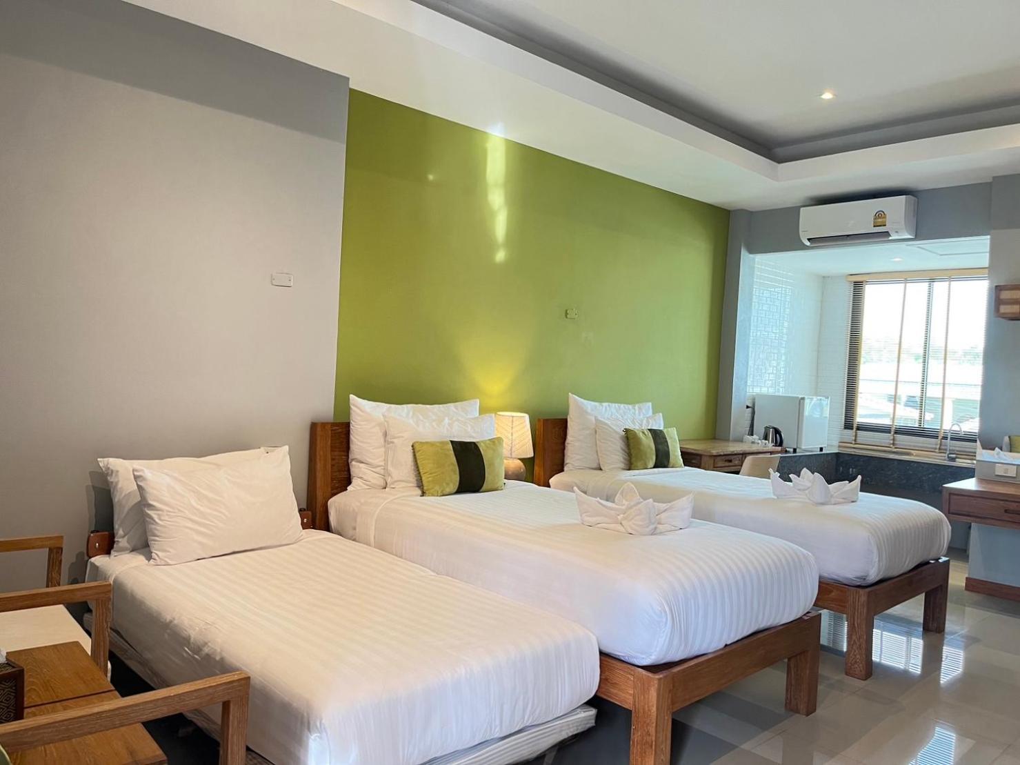 Deluxe Triple Room