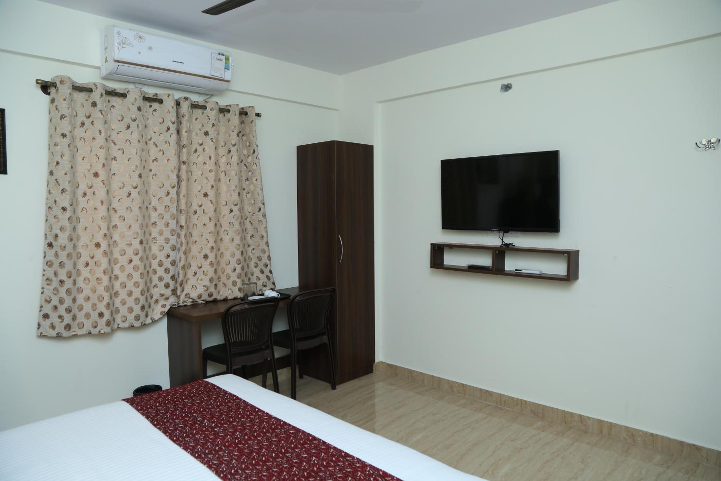 Superior King Room photo 3