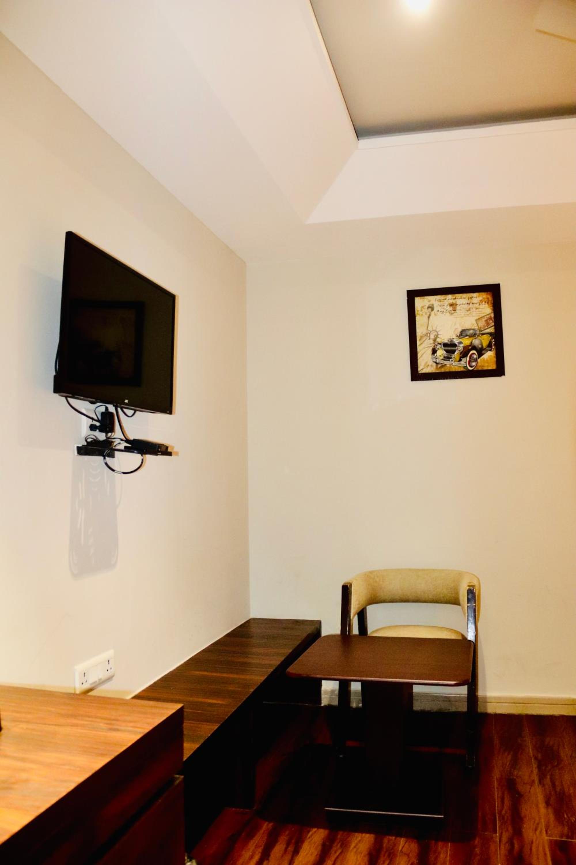 Deluxe Double Room - Photo 1