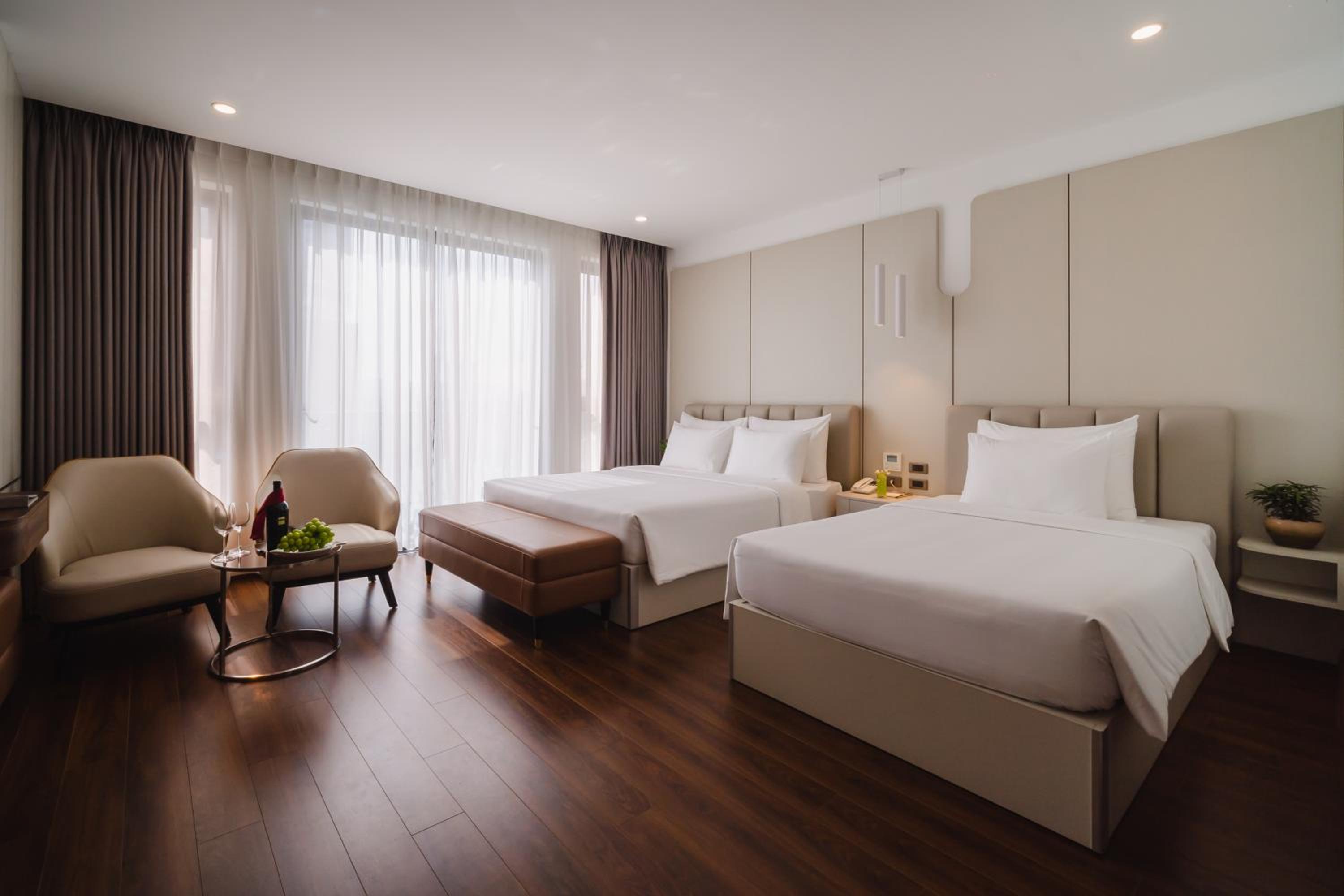 Deluxe Quadruple Room - Photo 4