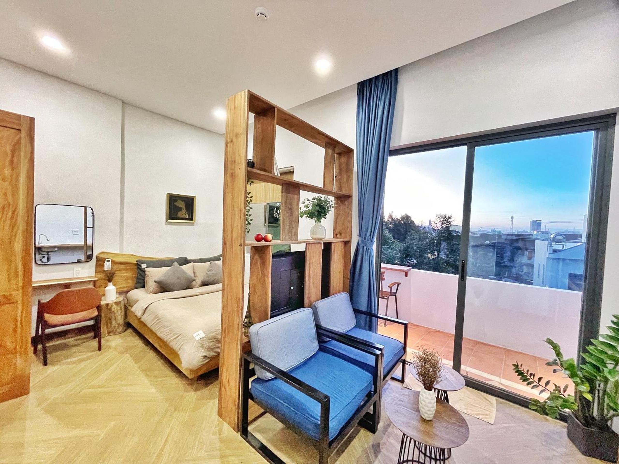 Deluxe Double Room with Balcony