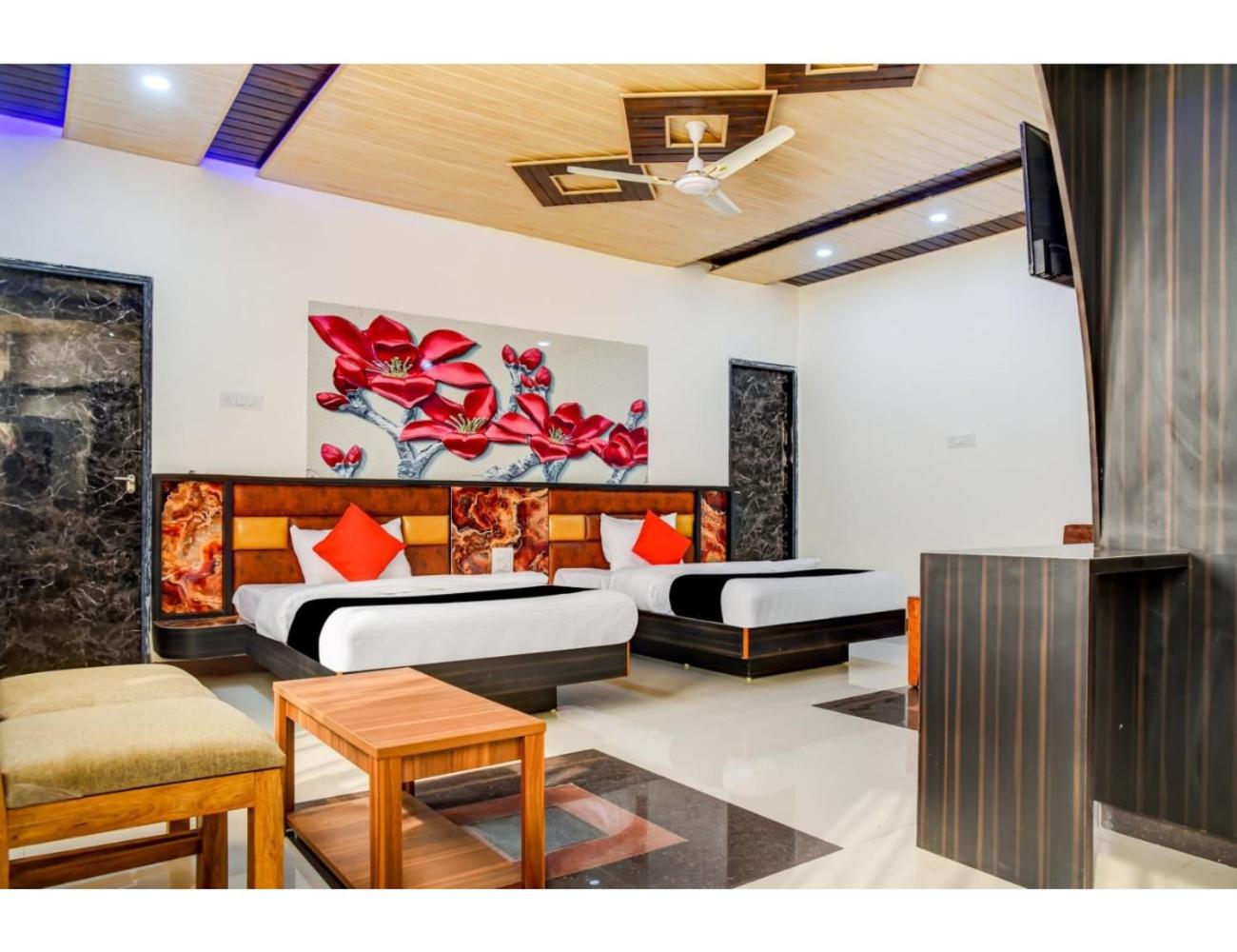 Deluxe Suite