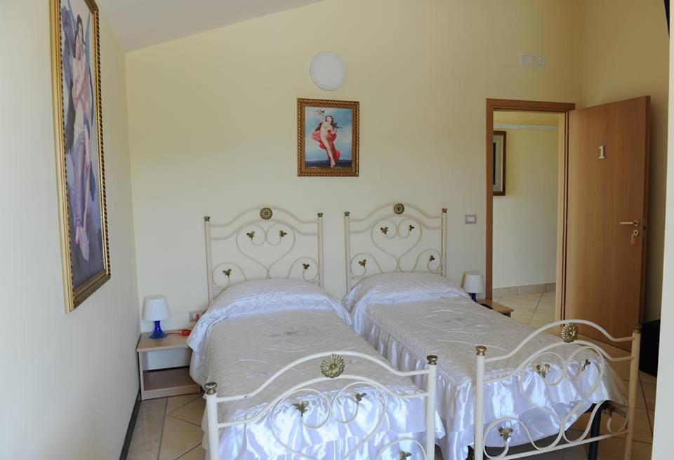 Double Room with Lake View photo 1