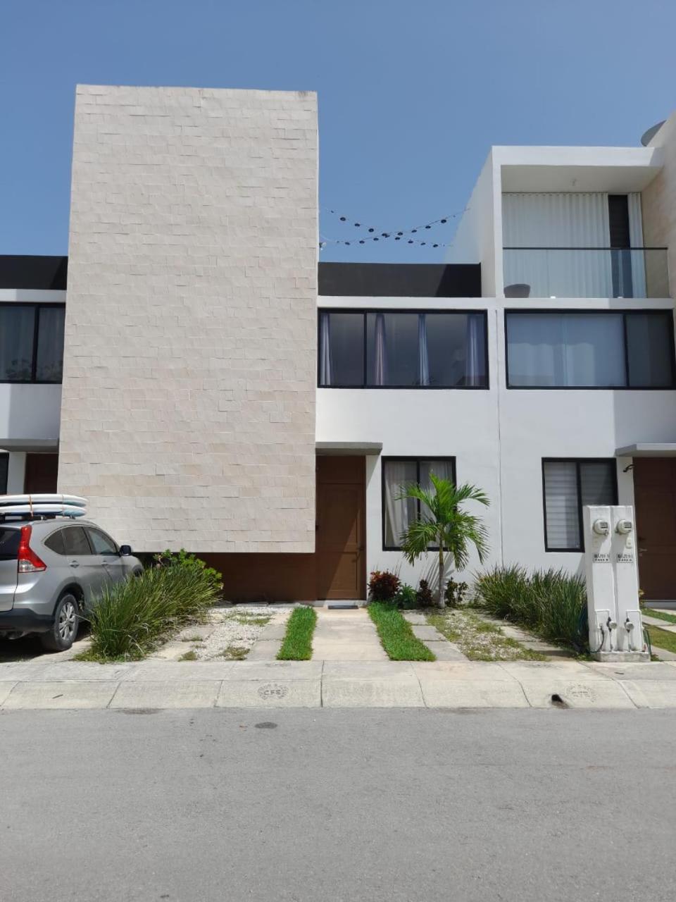 Three-Bedroom Townhouse - Photo 16