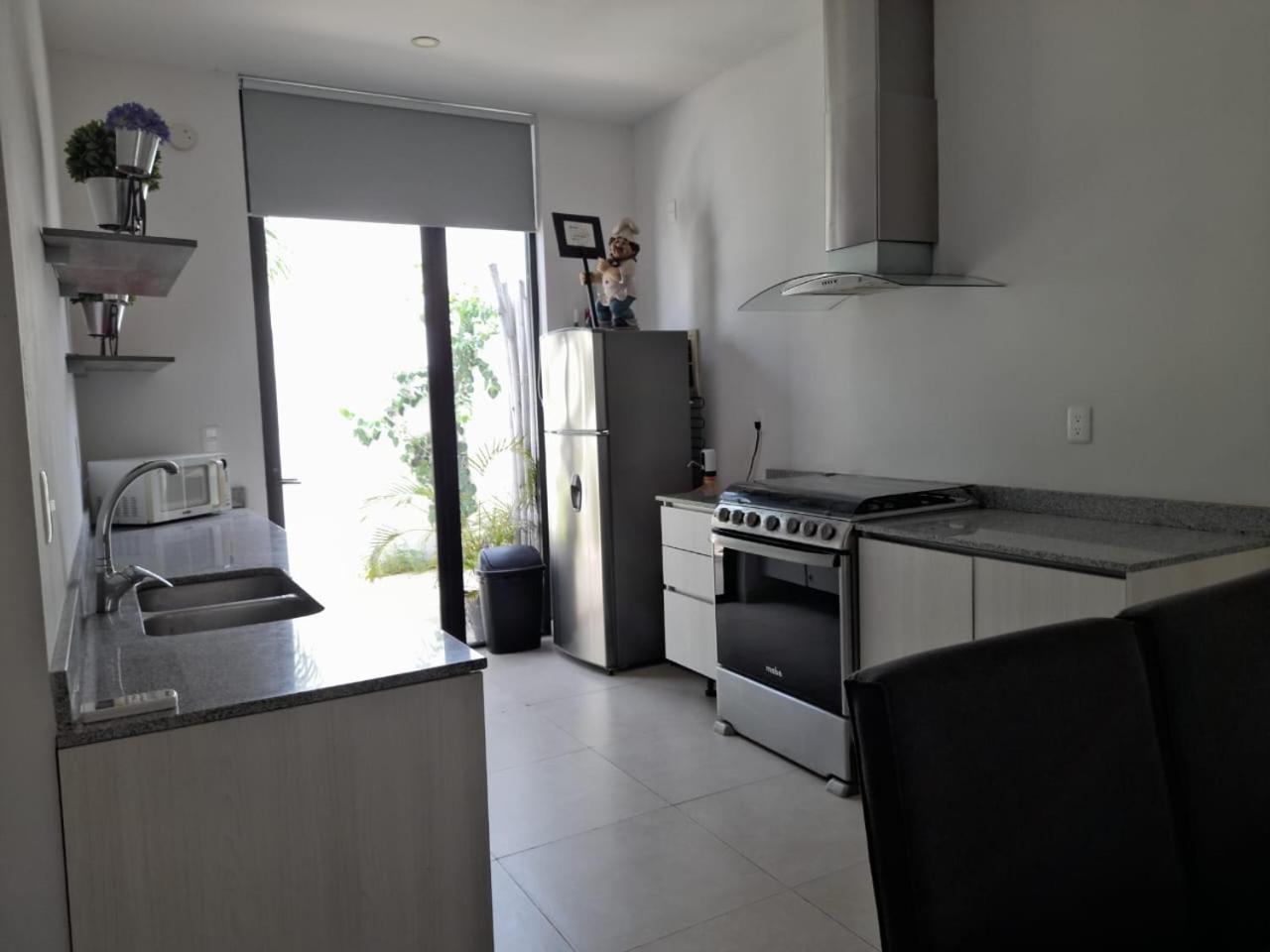 Three-Bedroom Townhouse - Photo 15