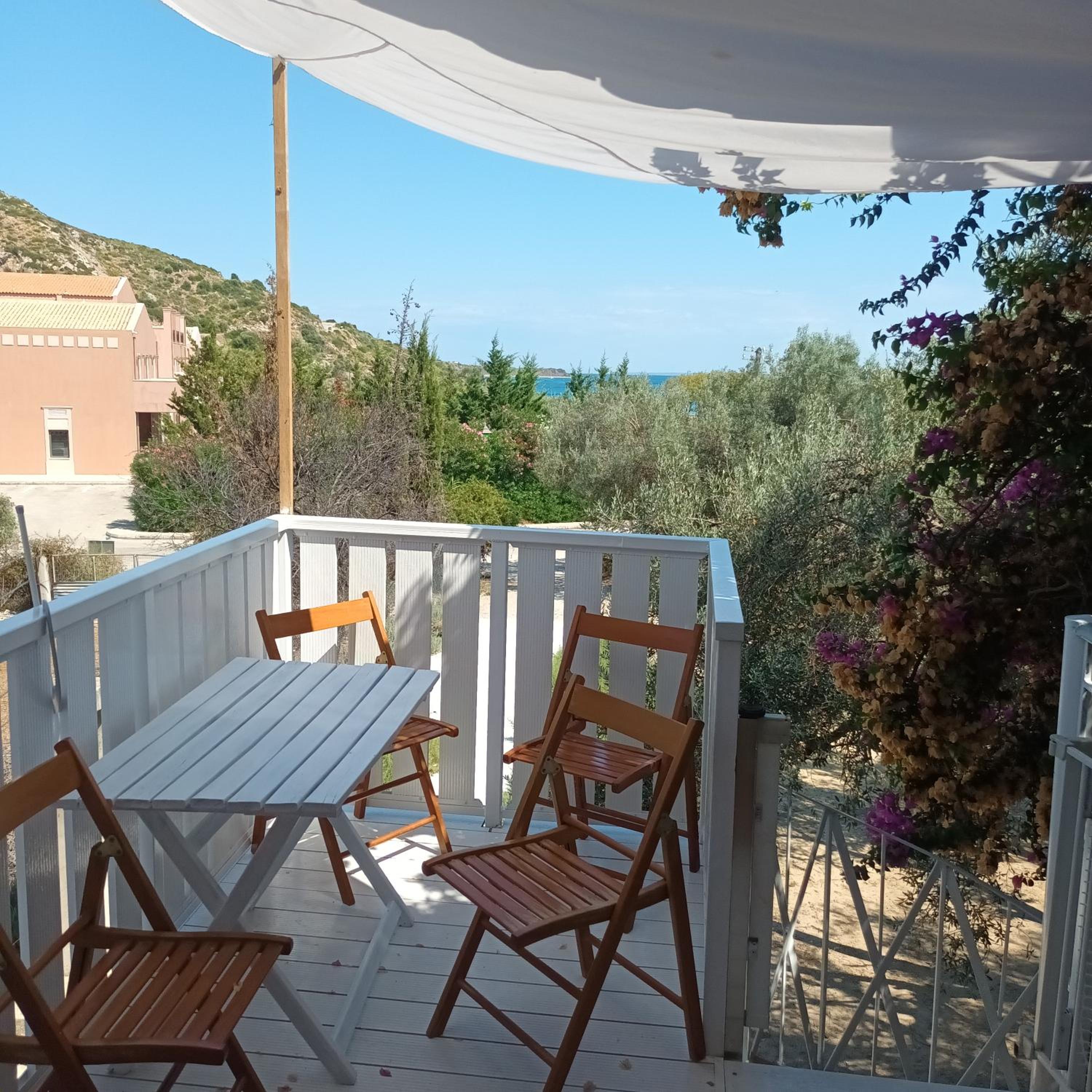 Apartment with Balcony photo 3