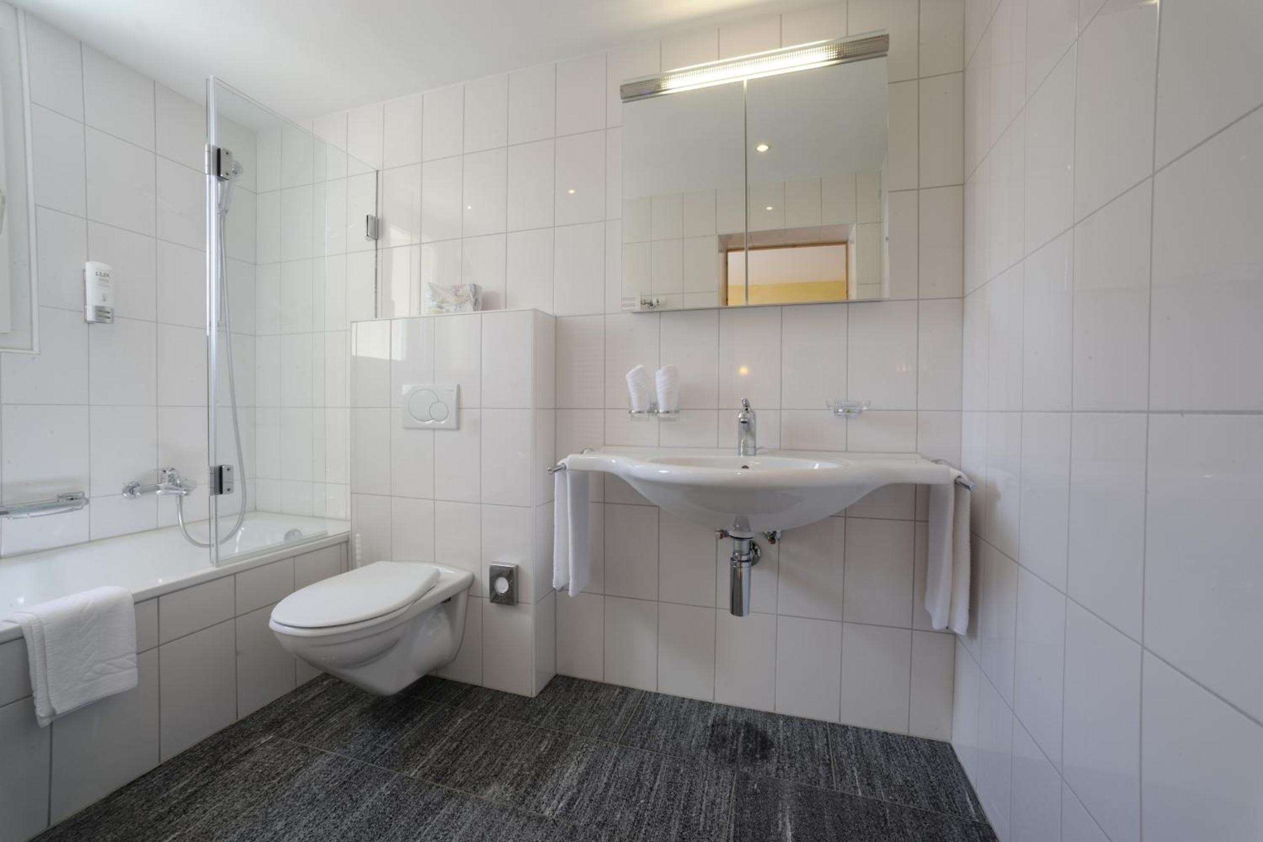 Comfort Double or Twin Room - Photo 10
