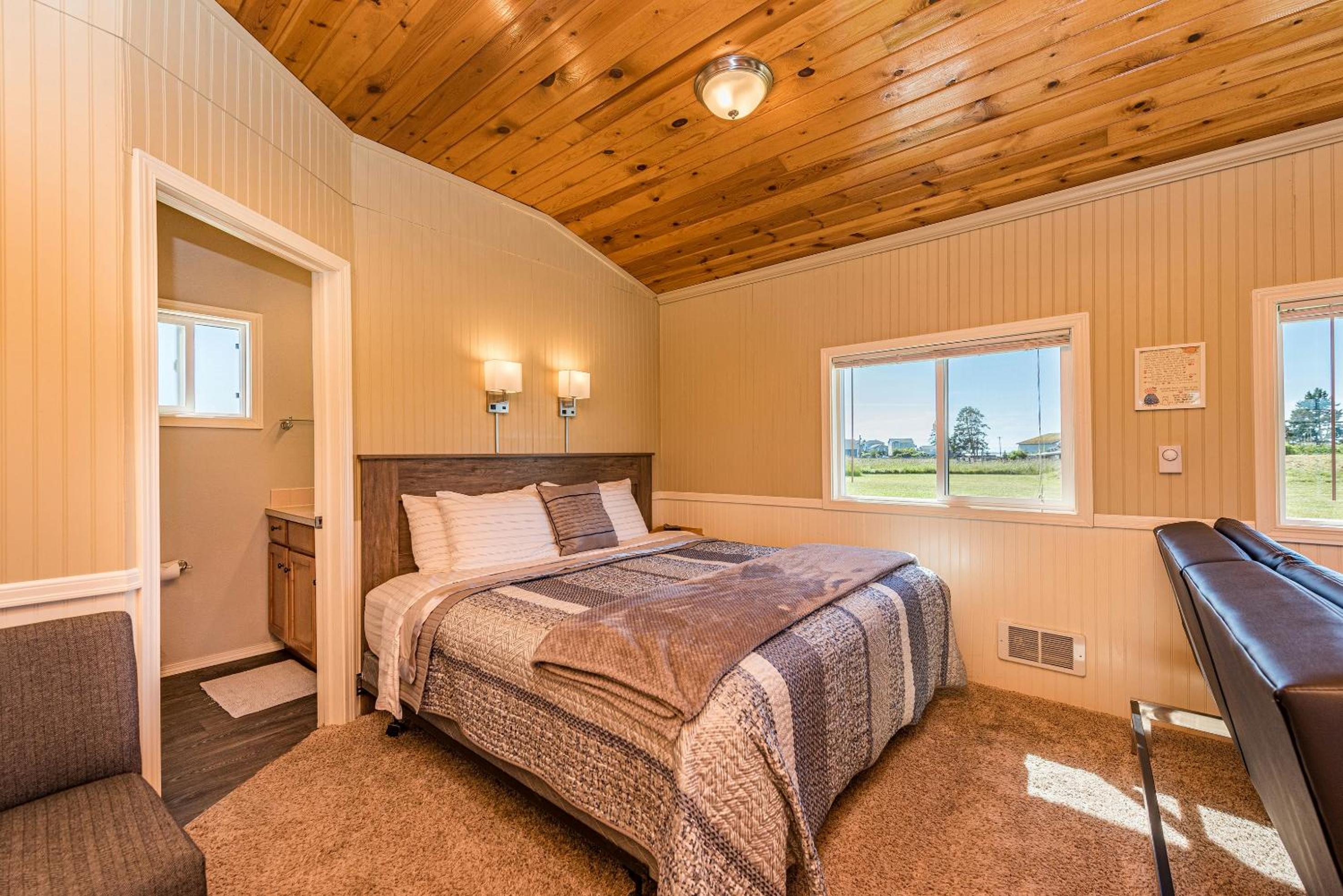Deluxe Bungalow