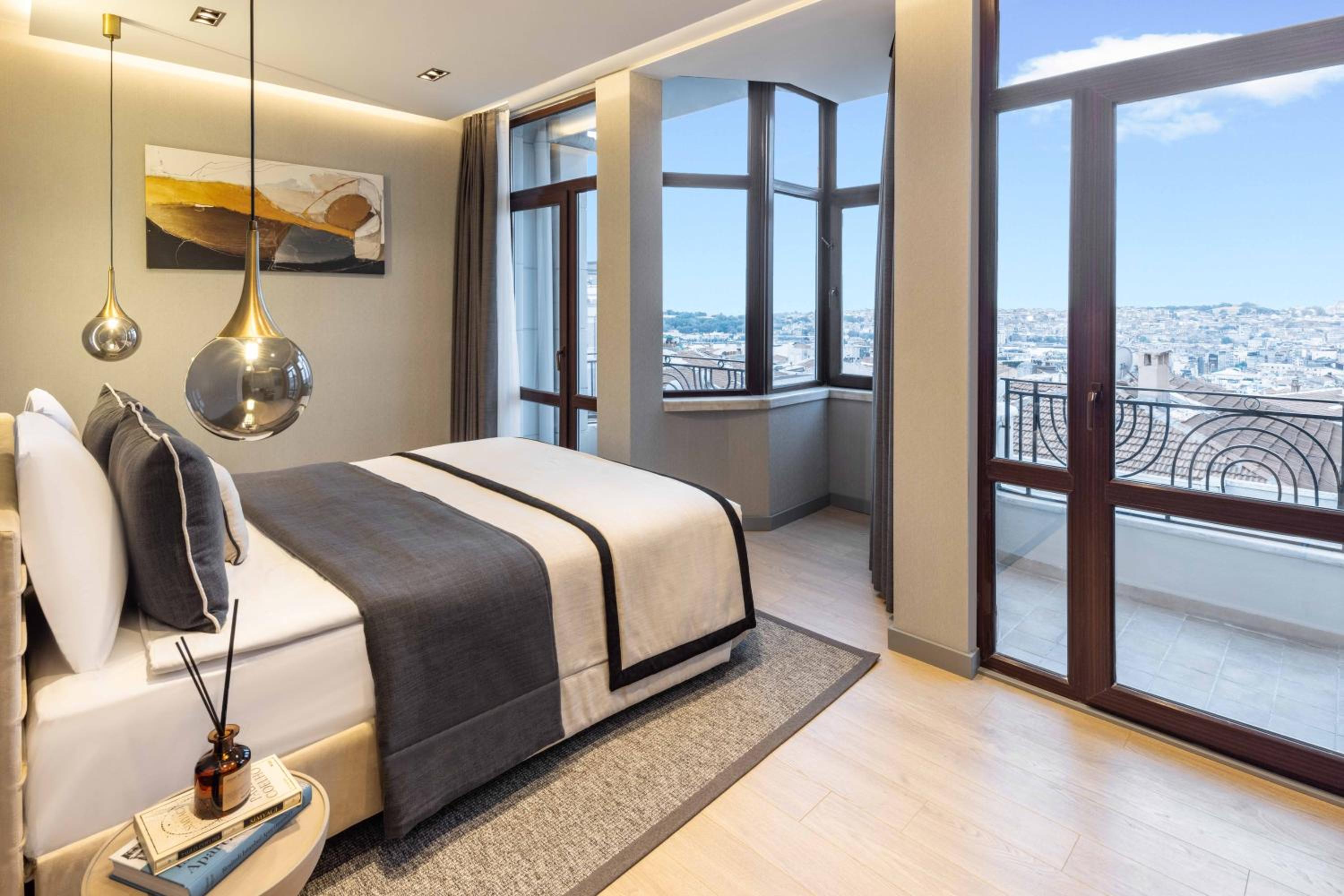 Luxury Deluxe Room with Sea View photo 3