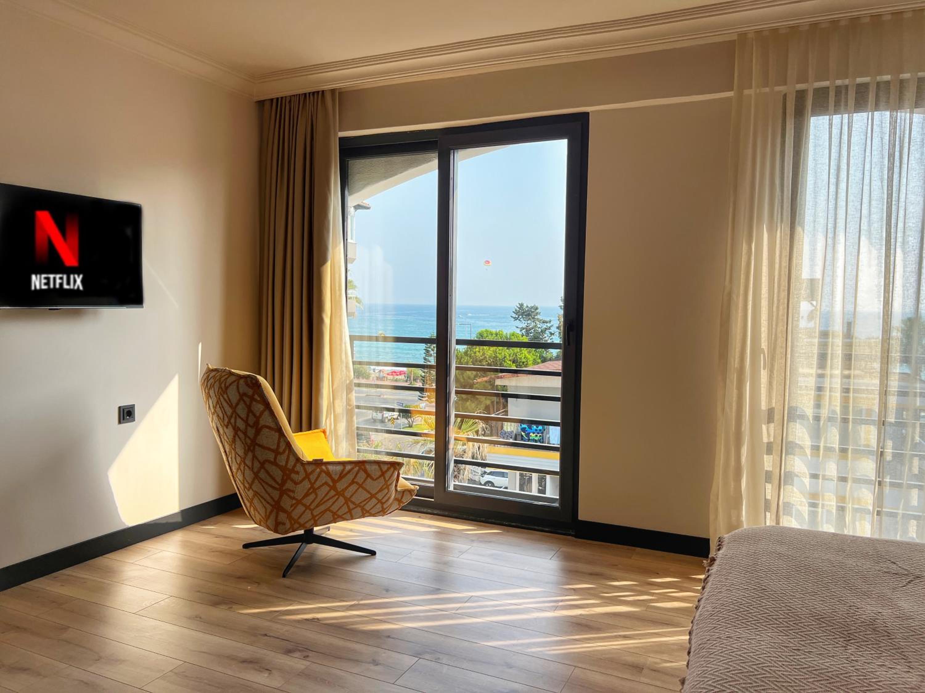 Luxury Triple Room - Photo 7