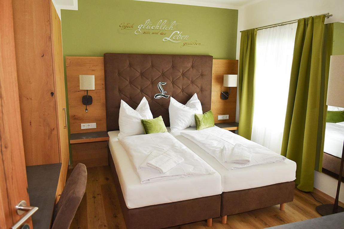 Double Room With Balcony photo 1