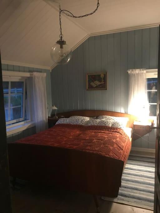 Two-Bedroom House photo 2
