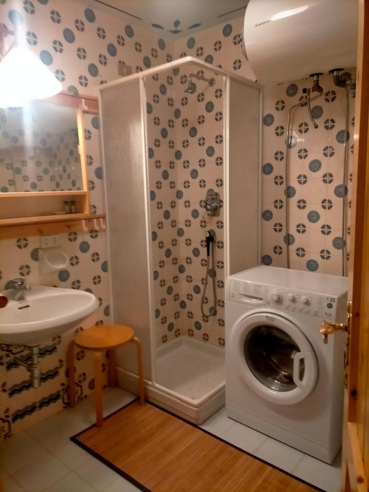 Two-Bedroom House photo 3