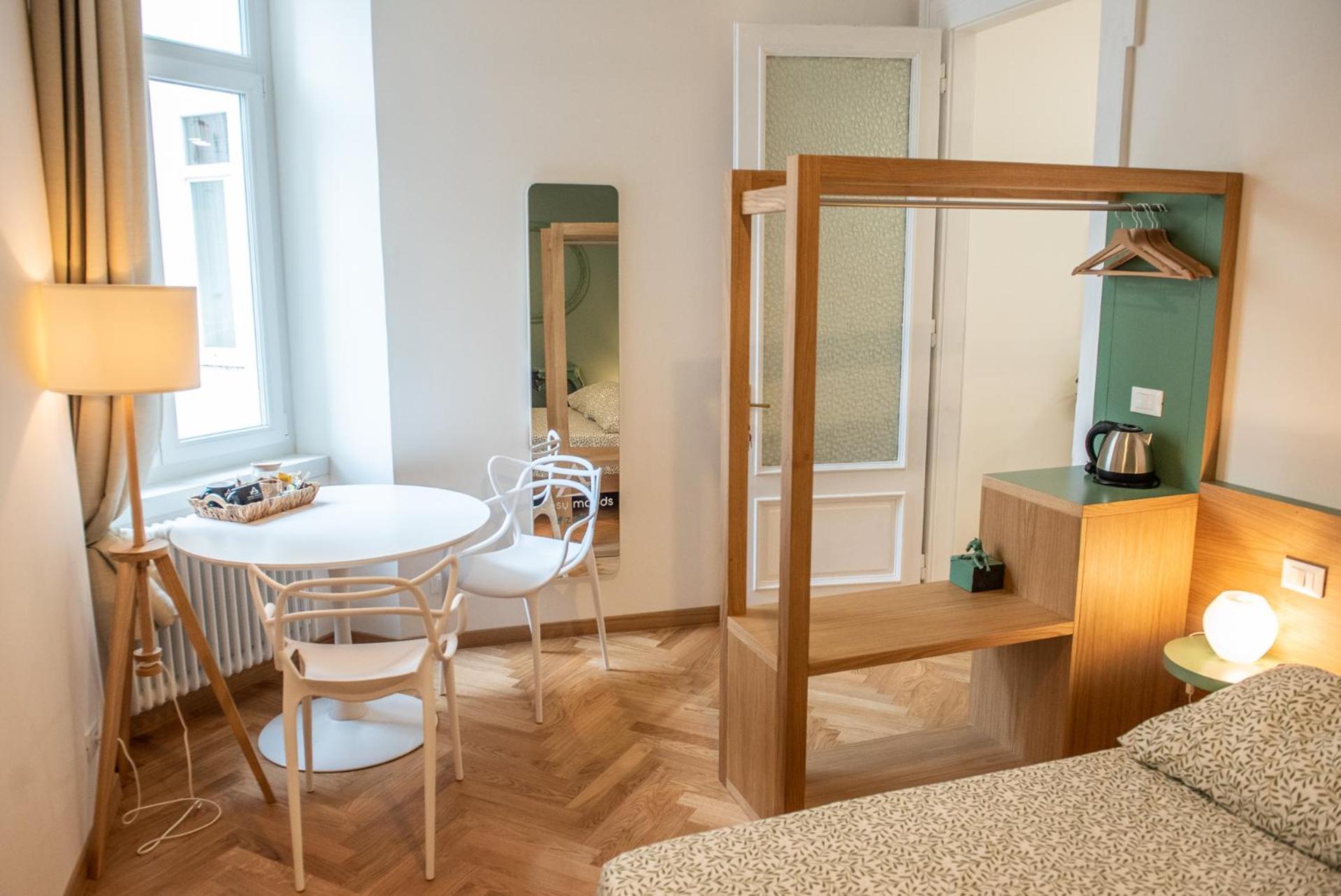 Budget Double Room photo 2