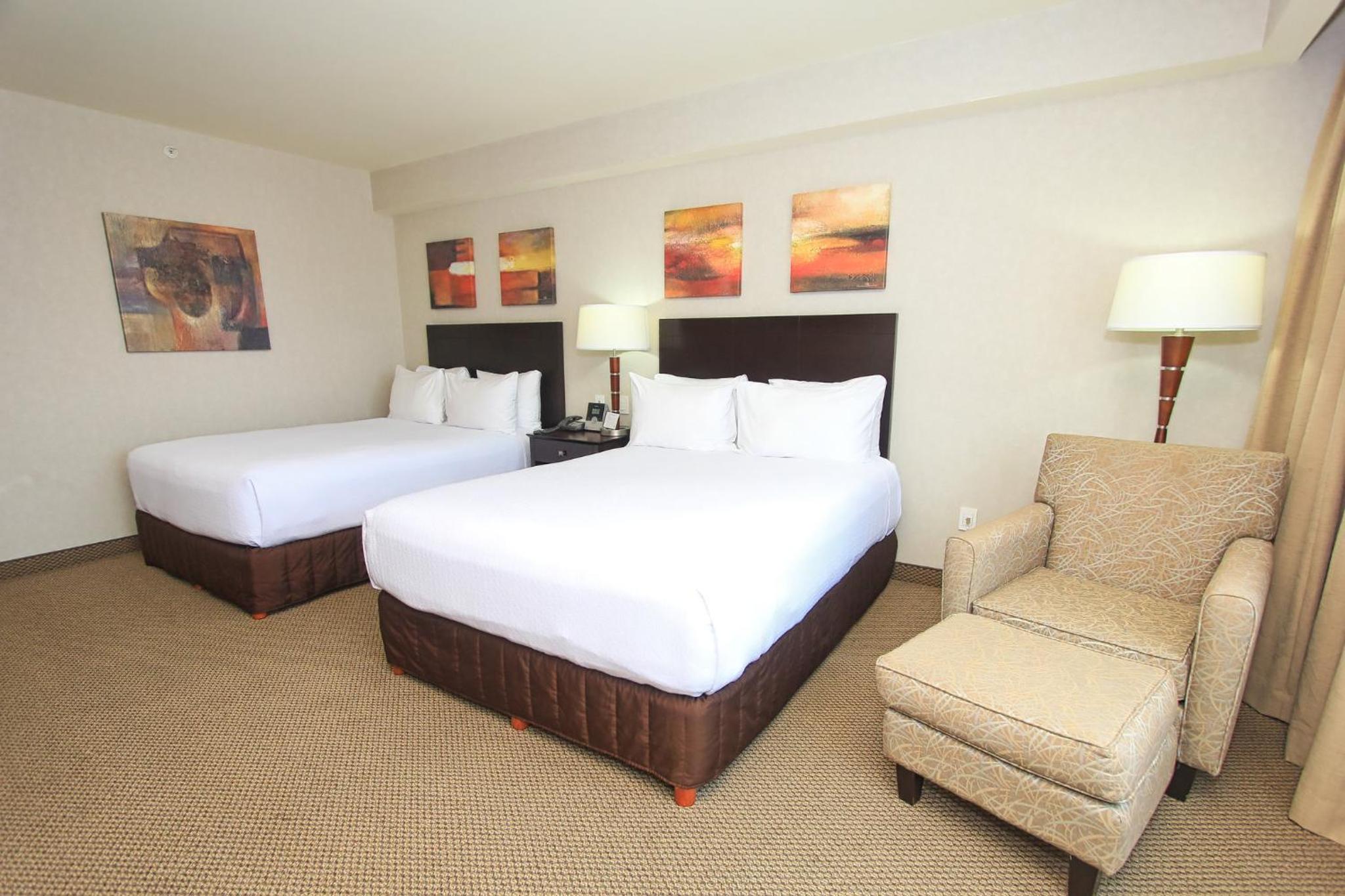Standard Double Room with Two Double Beds - Photo 5