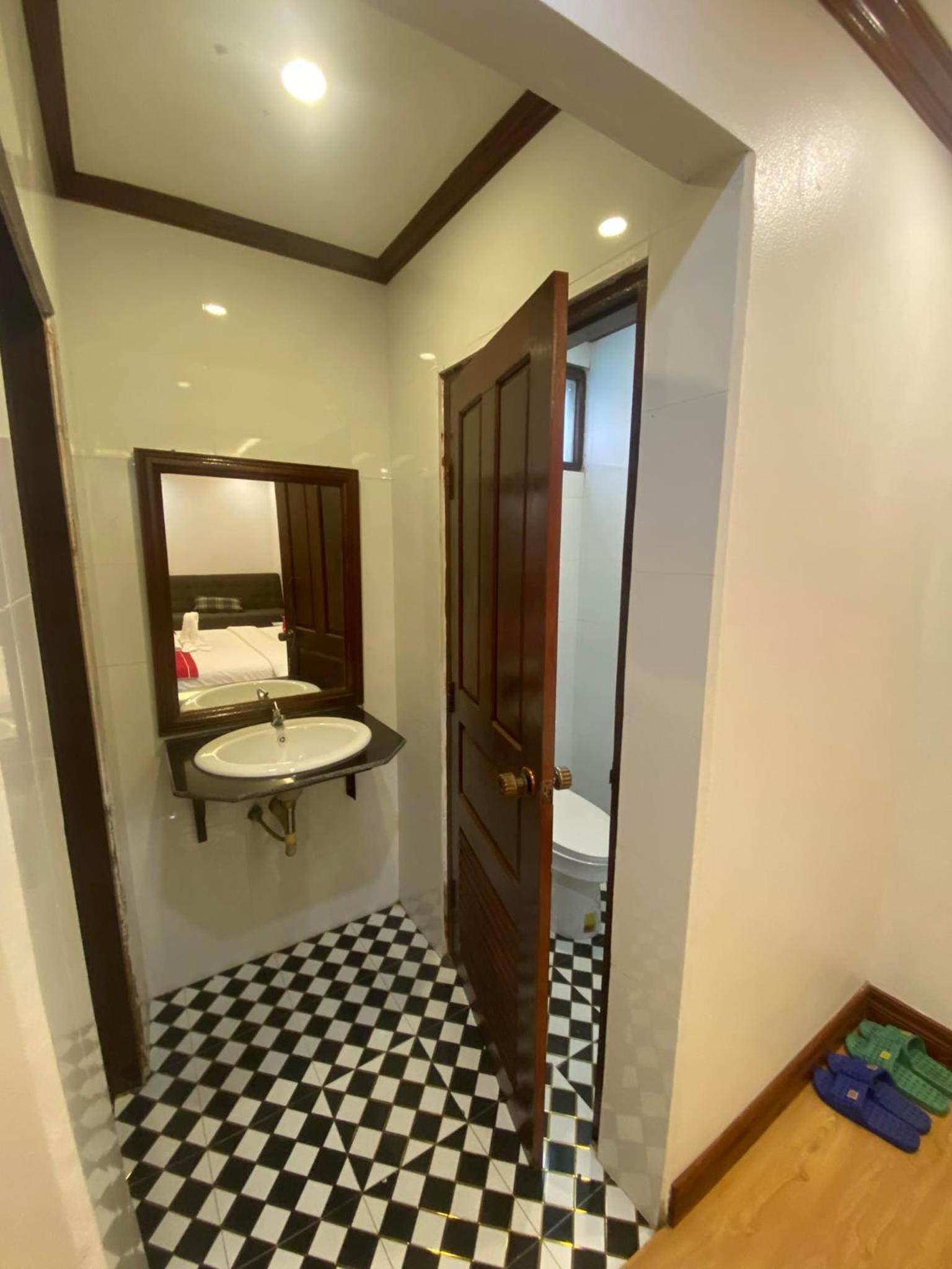 Triple Room - Photo 12