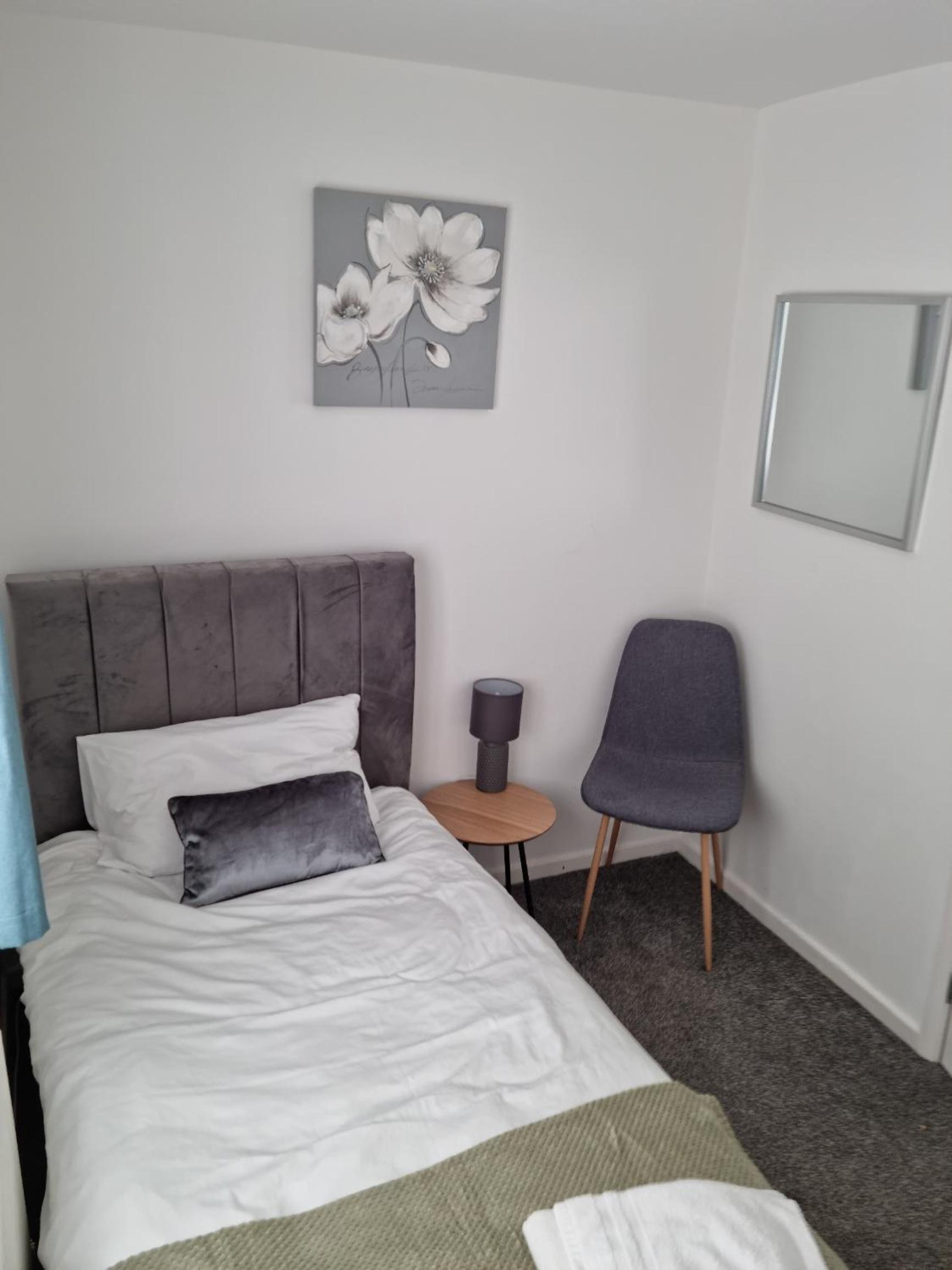 Three-Bedroom House photo 1