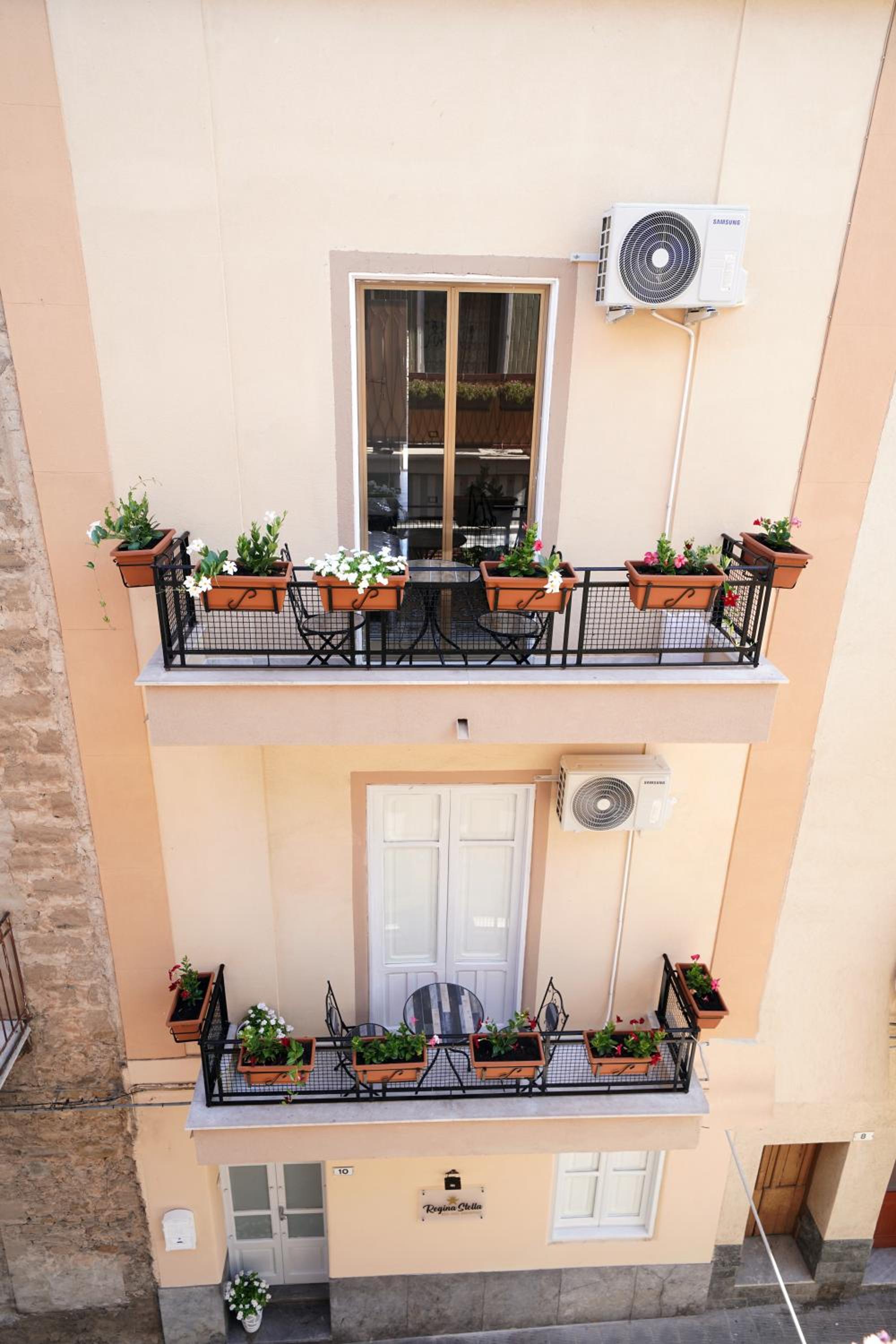 Apartment with Sea View - Photo 27