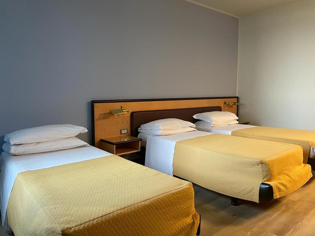 Triple Room - Photo 2