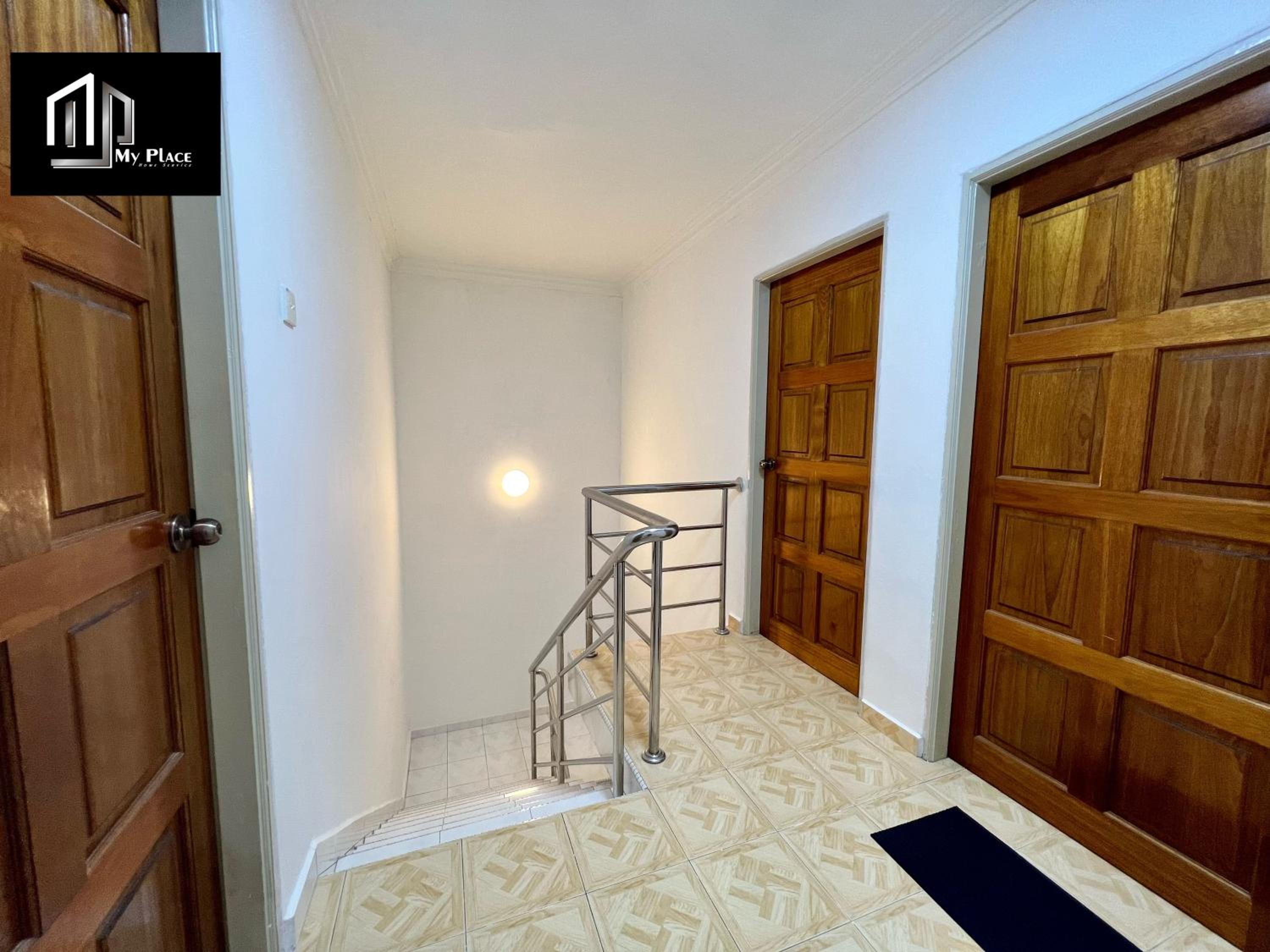 Four-Bedroom House - Photo 23