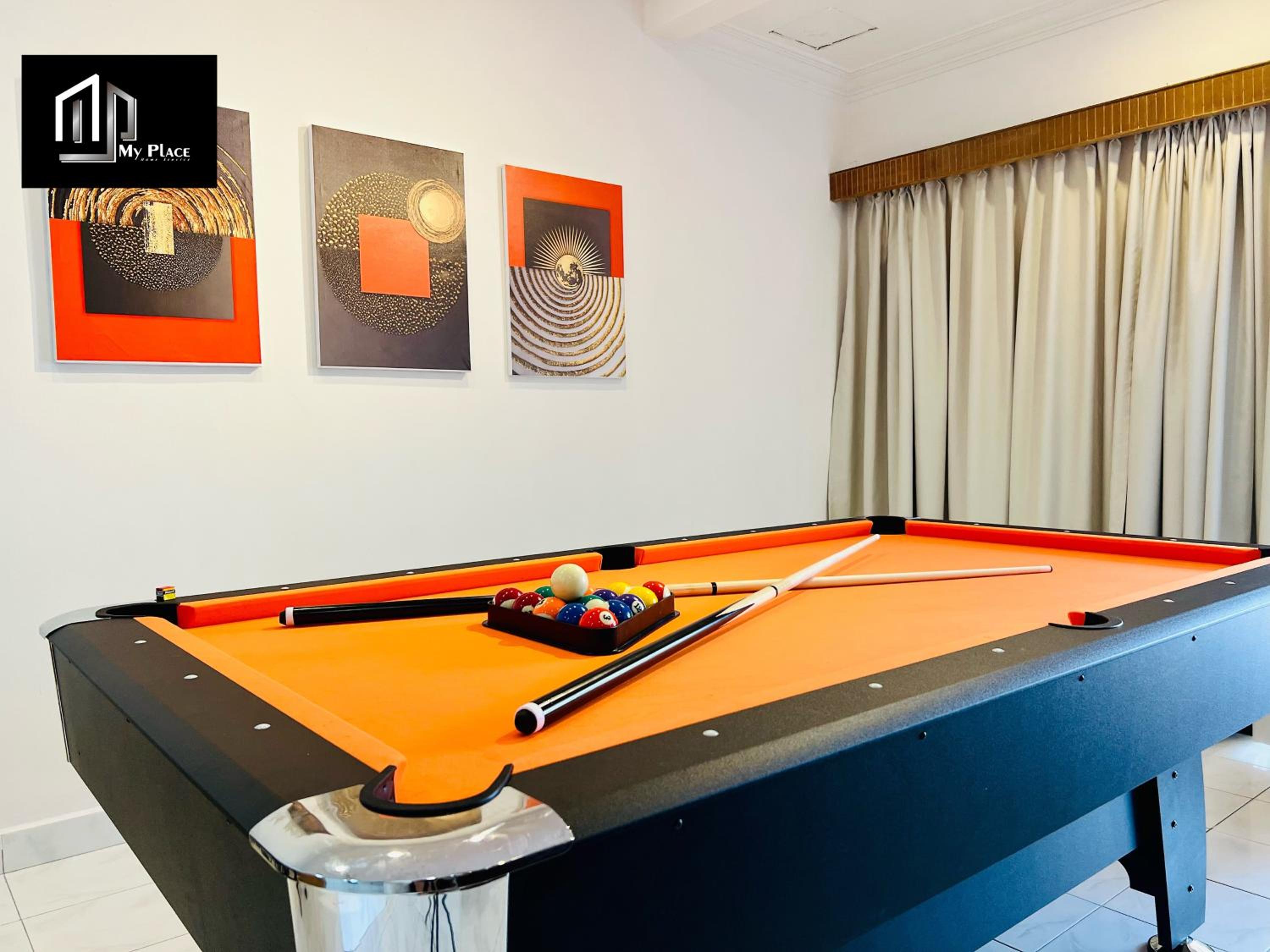 Four-Bedroom House - Photo 1