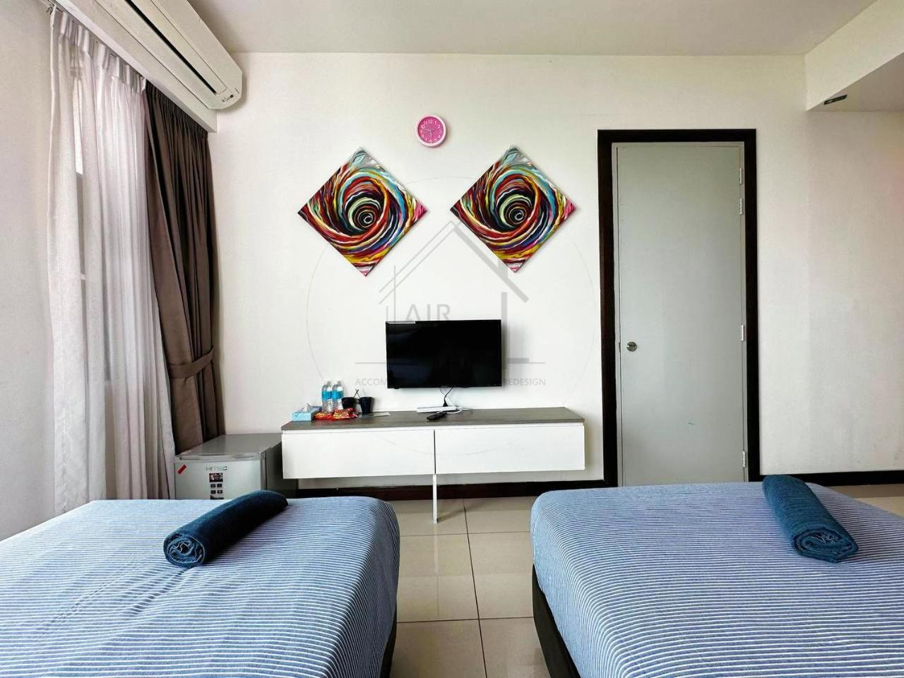 Studio Apartment - Photo 17