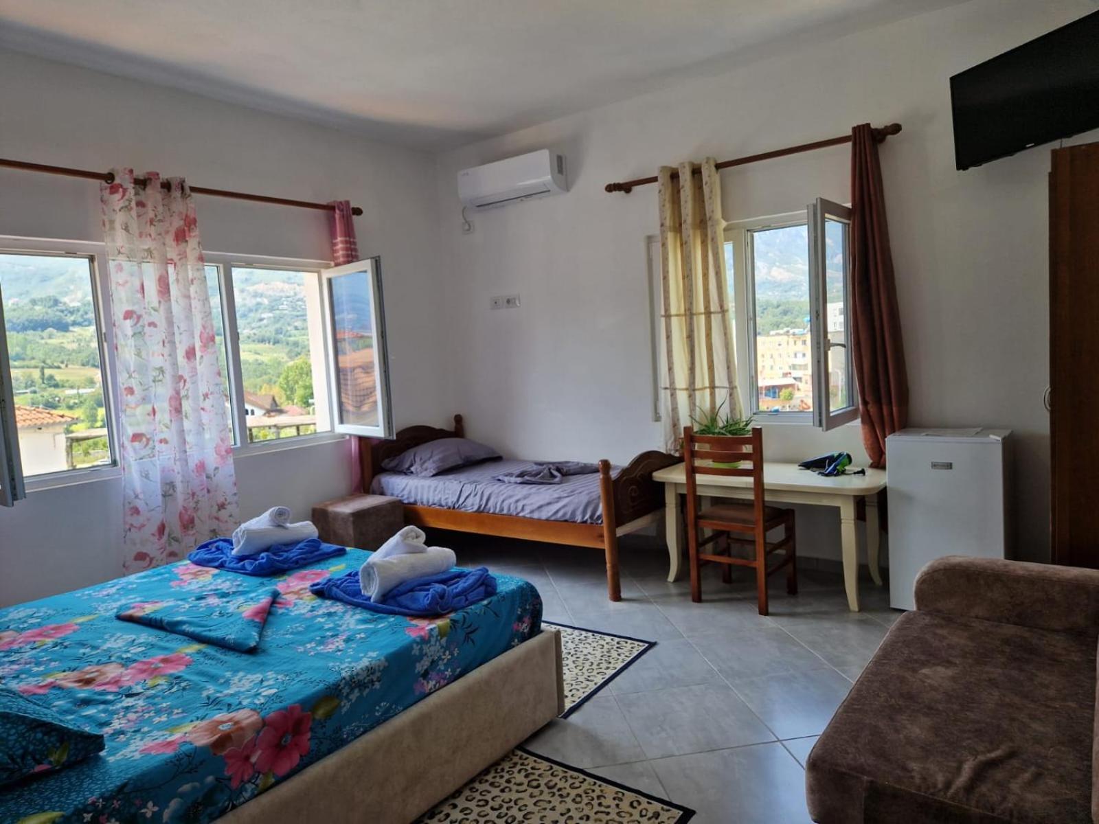 Comfort Triple Room