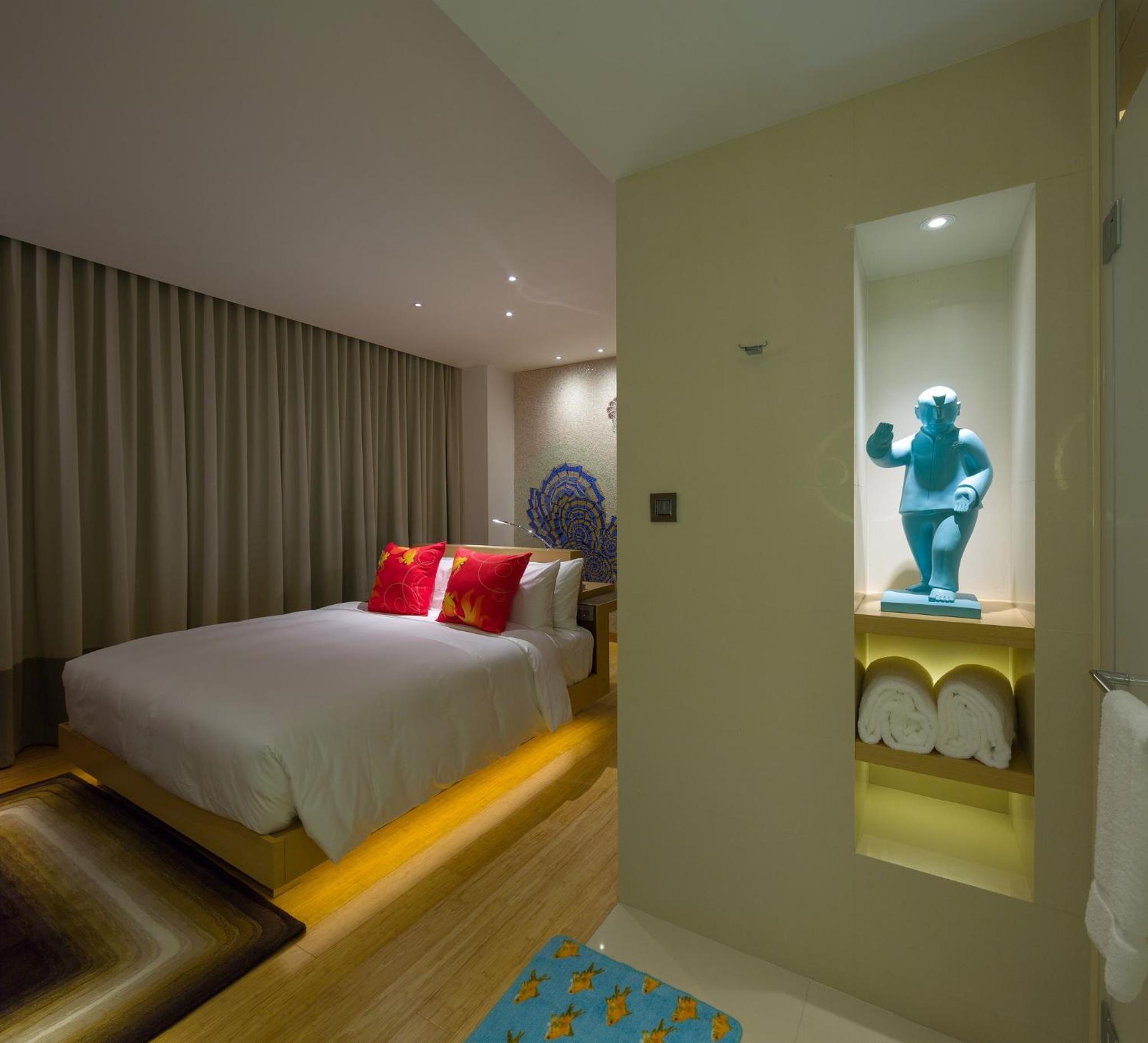 Premium King Room