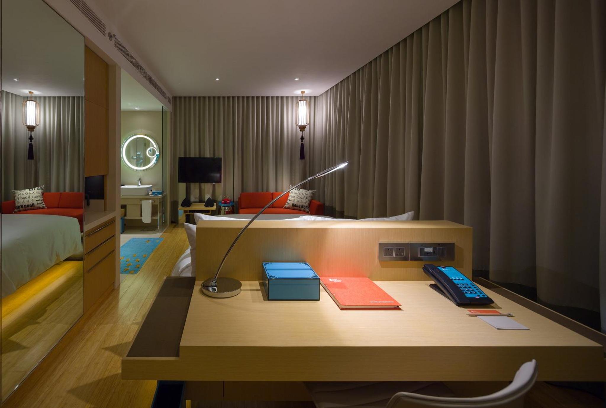 Premium King Room