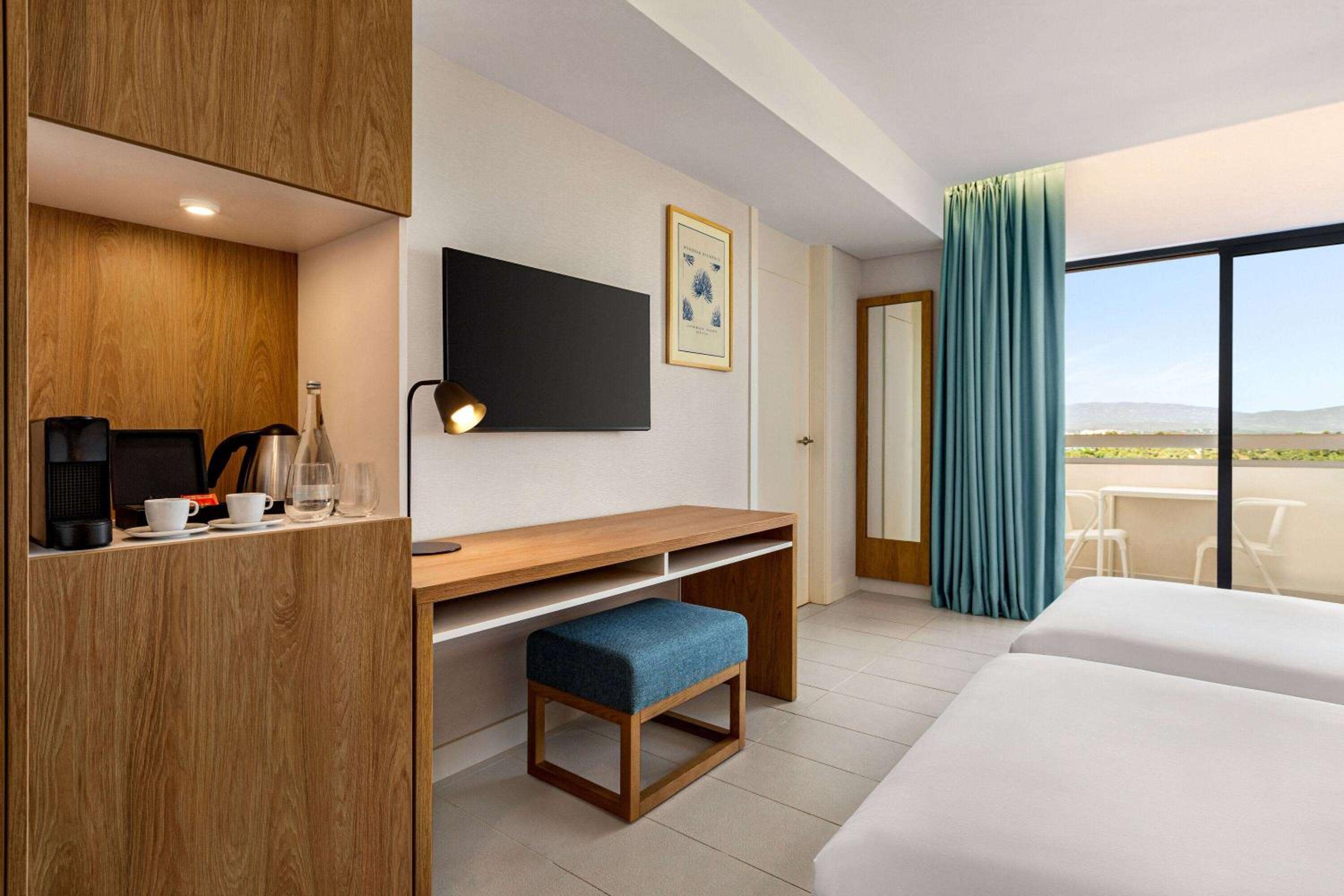 Twin/Double Room with Sea View