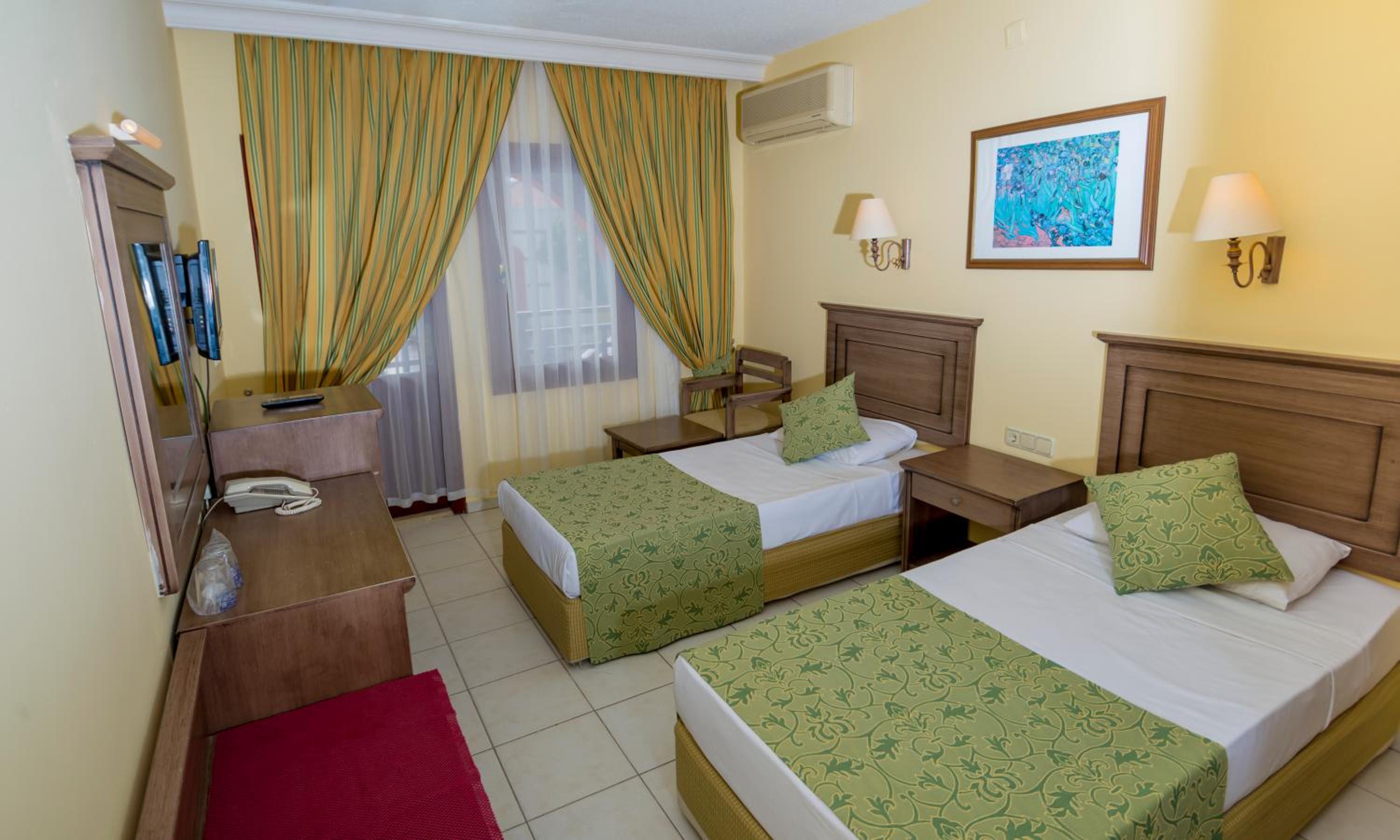 Standard Double Room photo 1