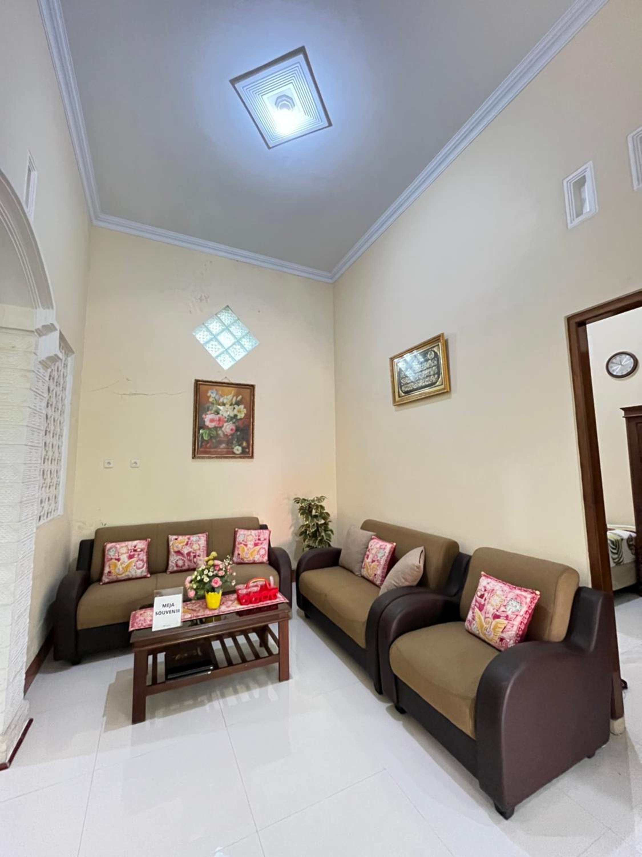 One-Bedroom House photo 2