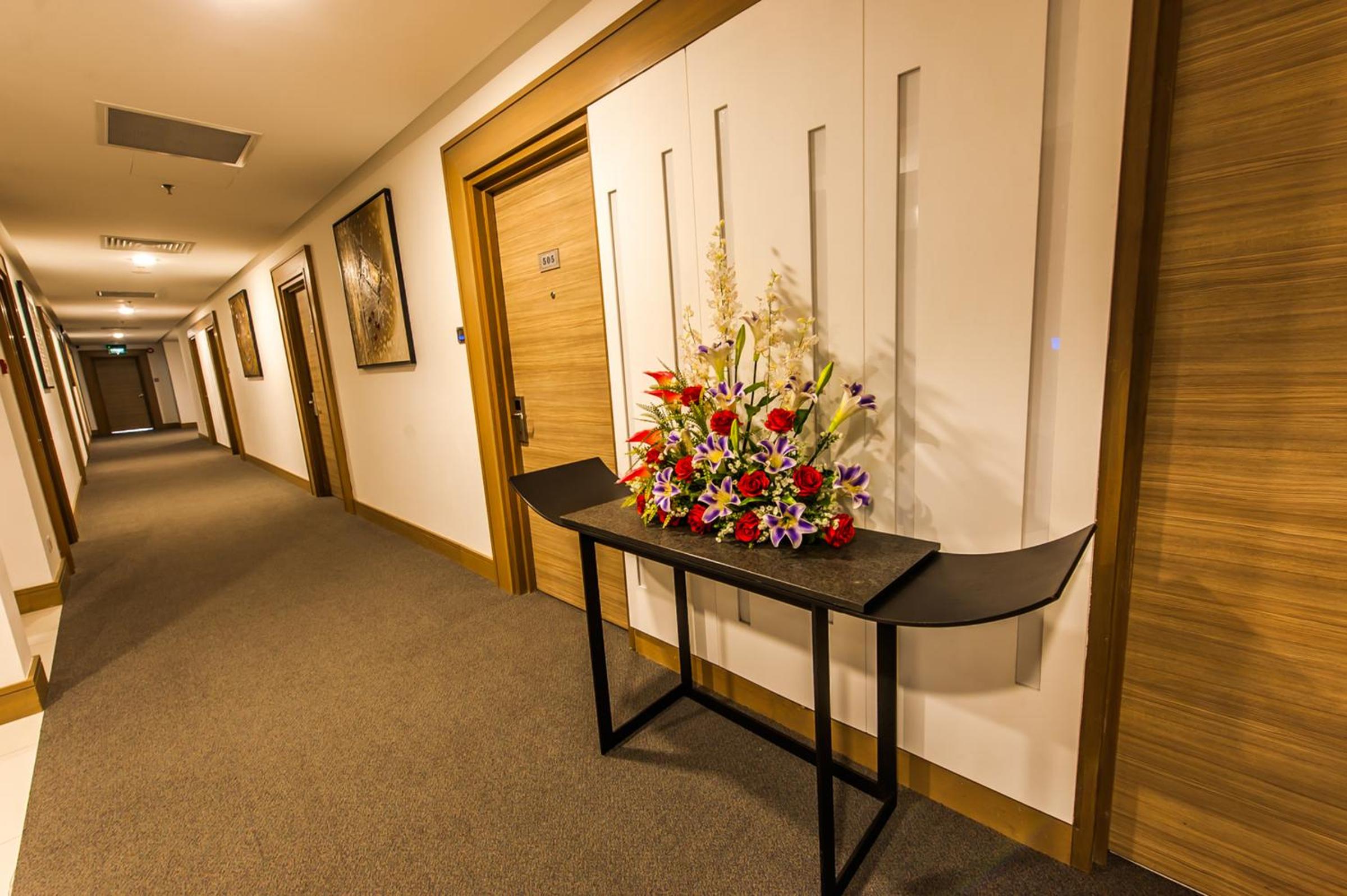 Executive Deluxe King Room photo 2
