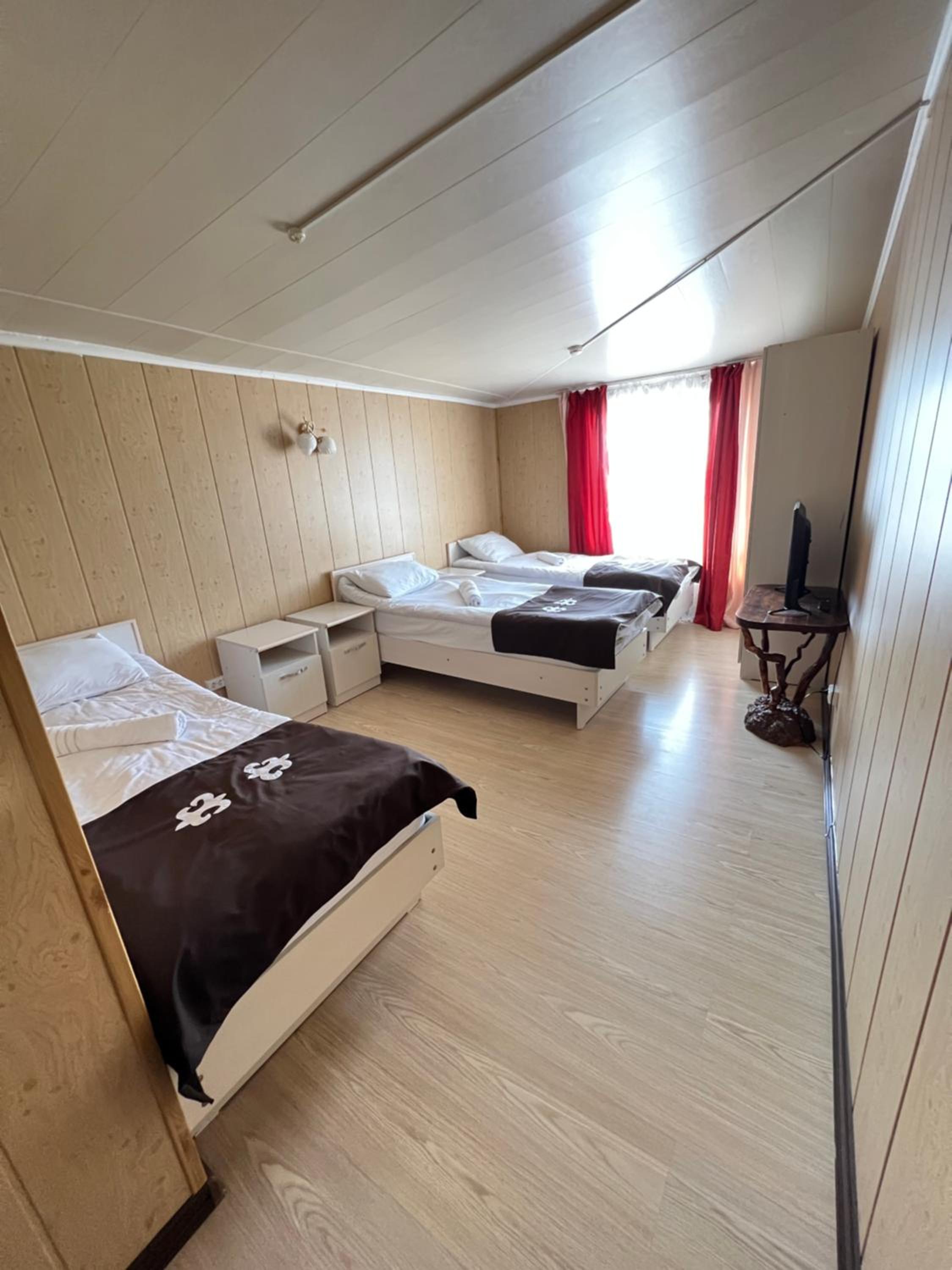 Double Or Twin Room With Private Bathroom photo 1