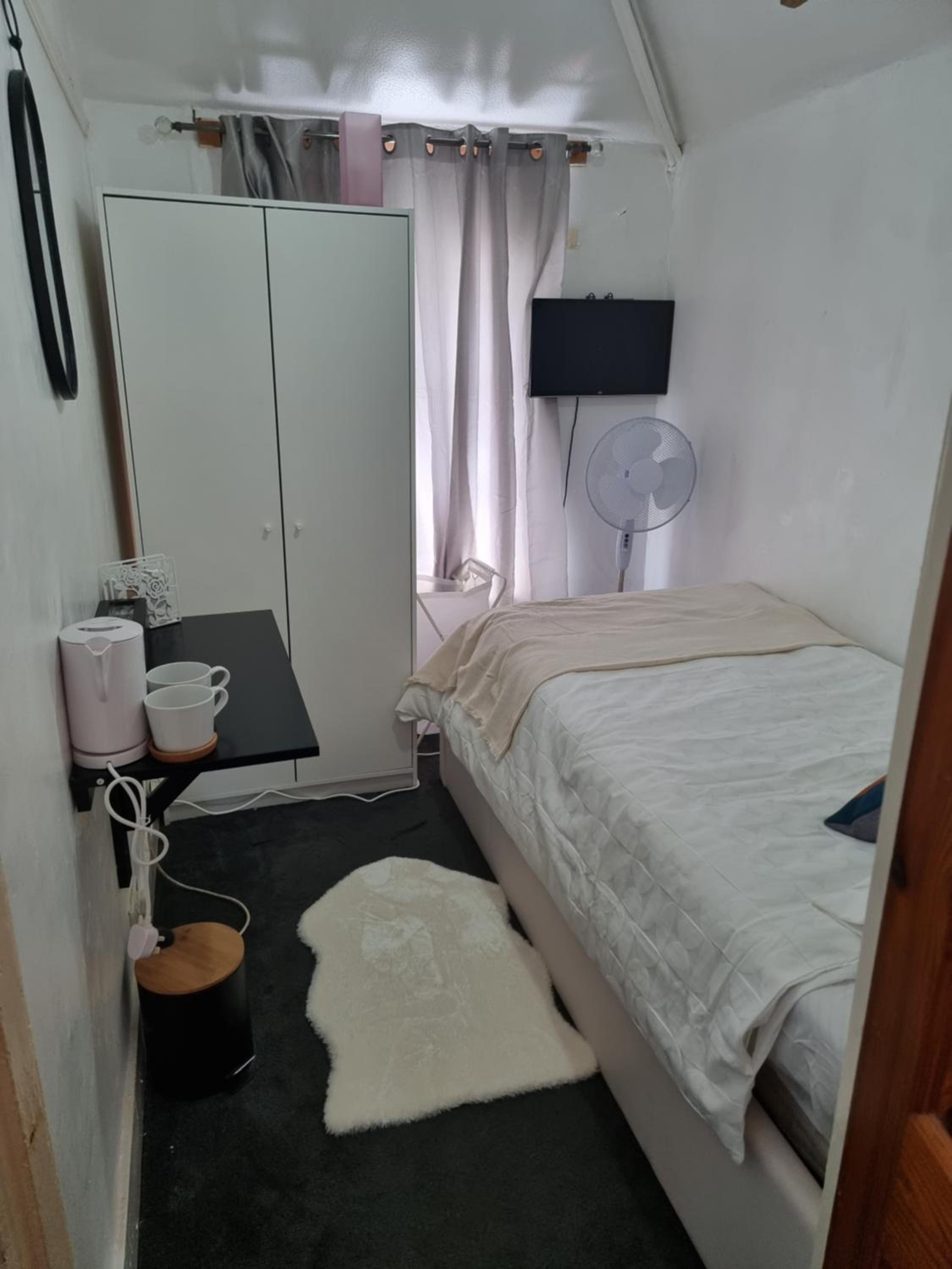 Standard Single Room photo 2